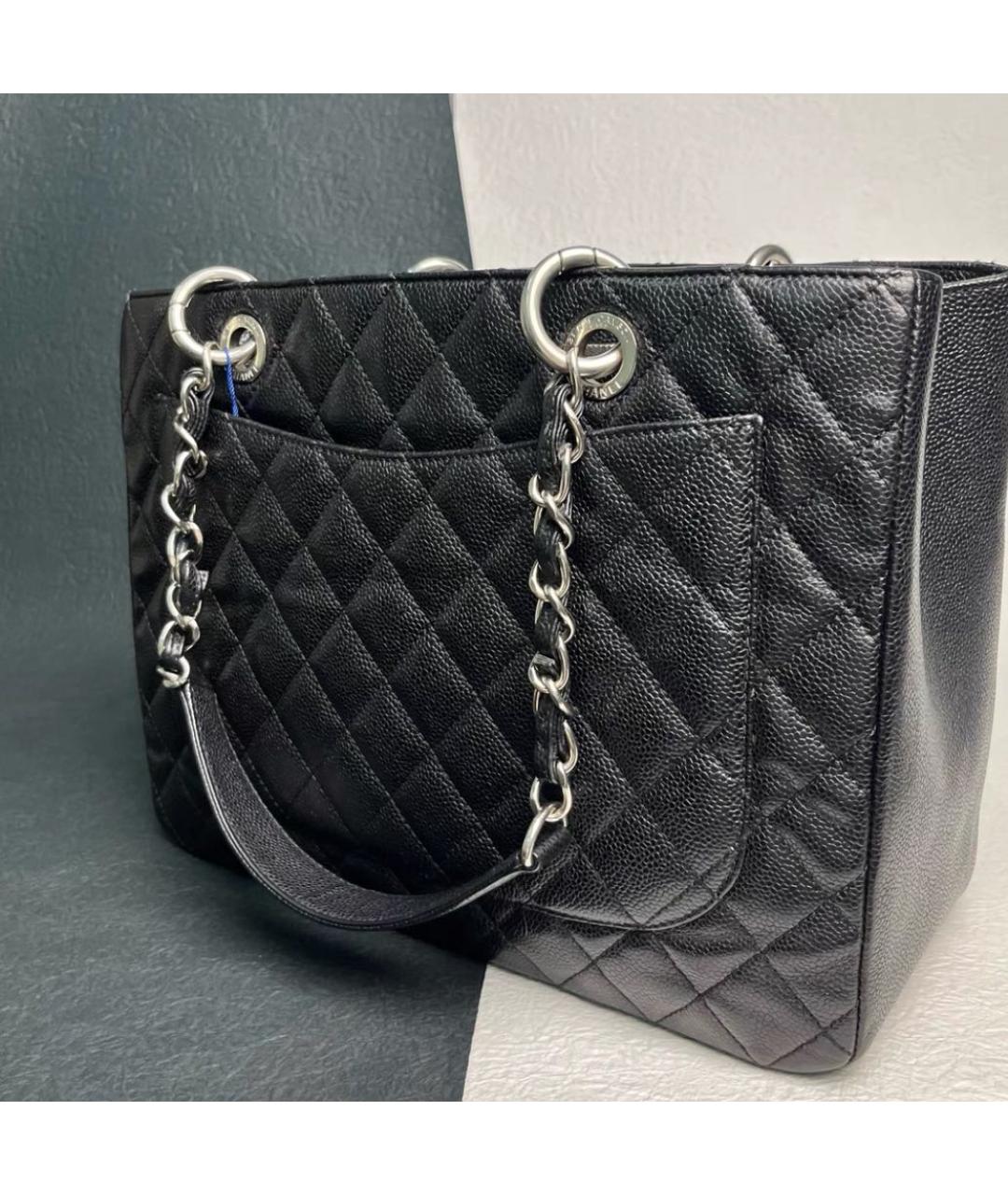 CHANEL Черная кожаная сумка тоут, фото 7