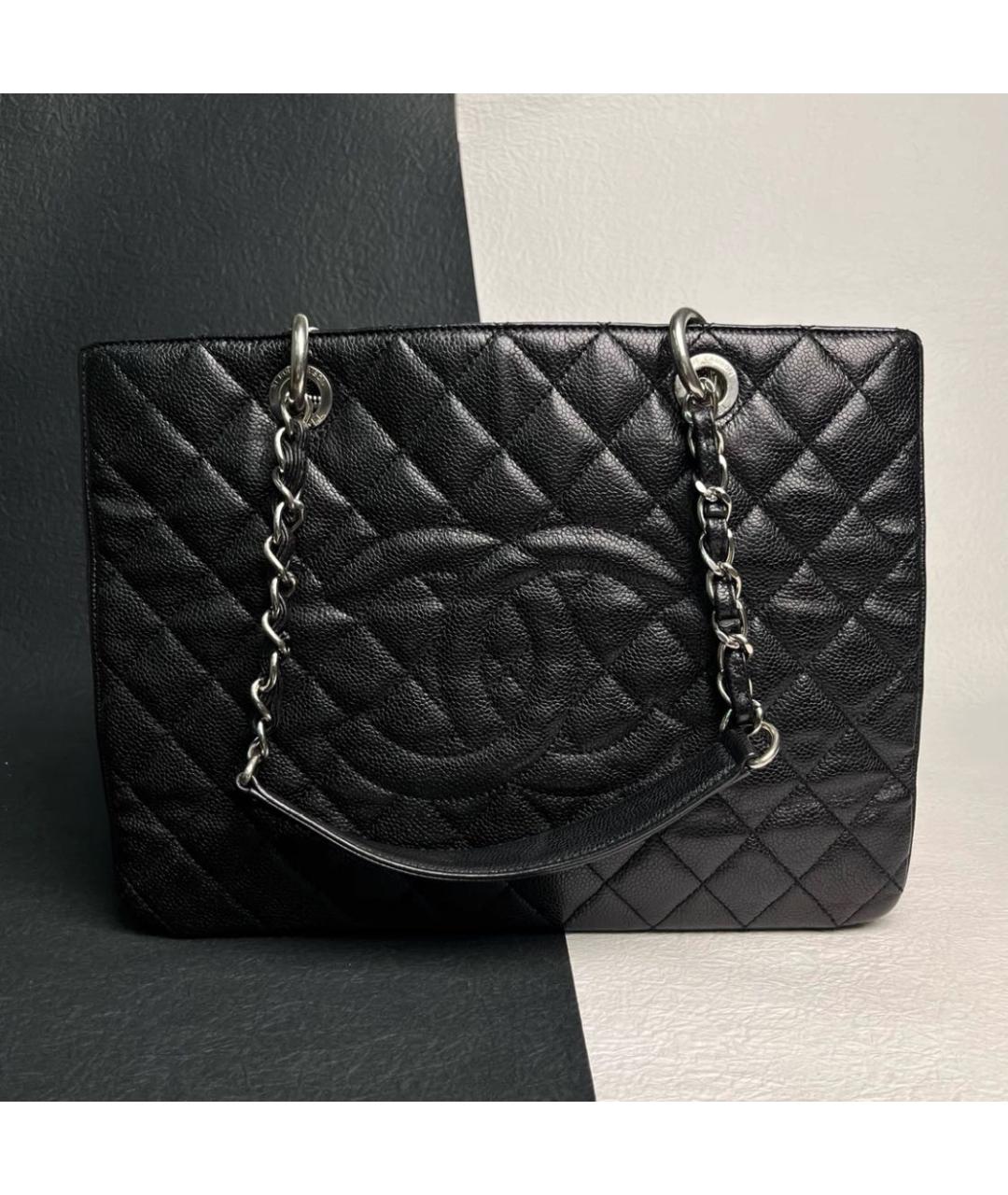 CHANEL Черная кожаная сумка тоут, фото 2