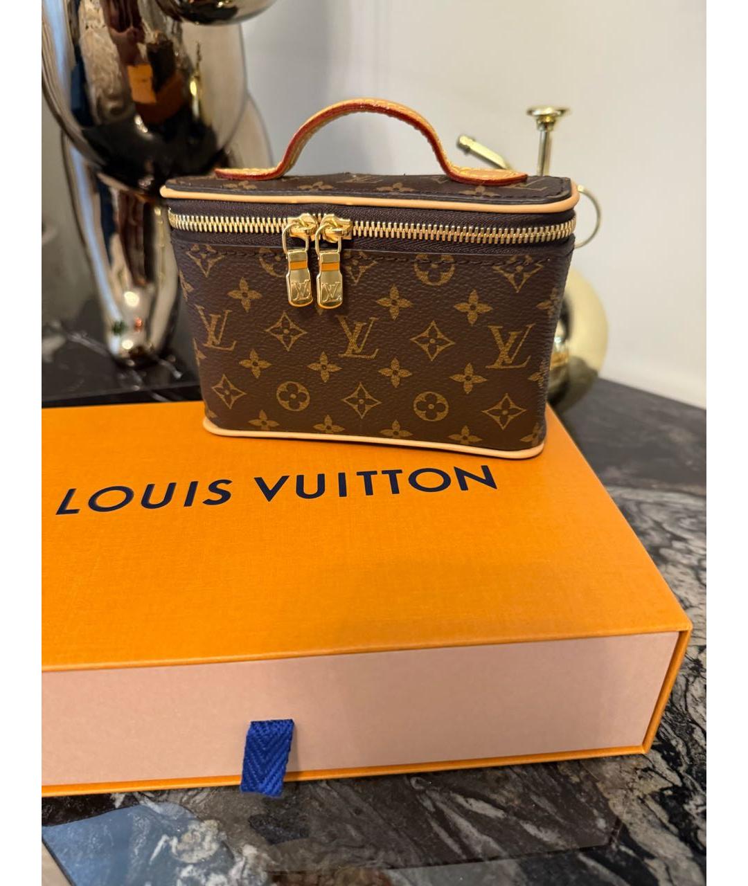 LOUIS VUITTON Коричневая кожаная косметичка, фото 8