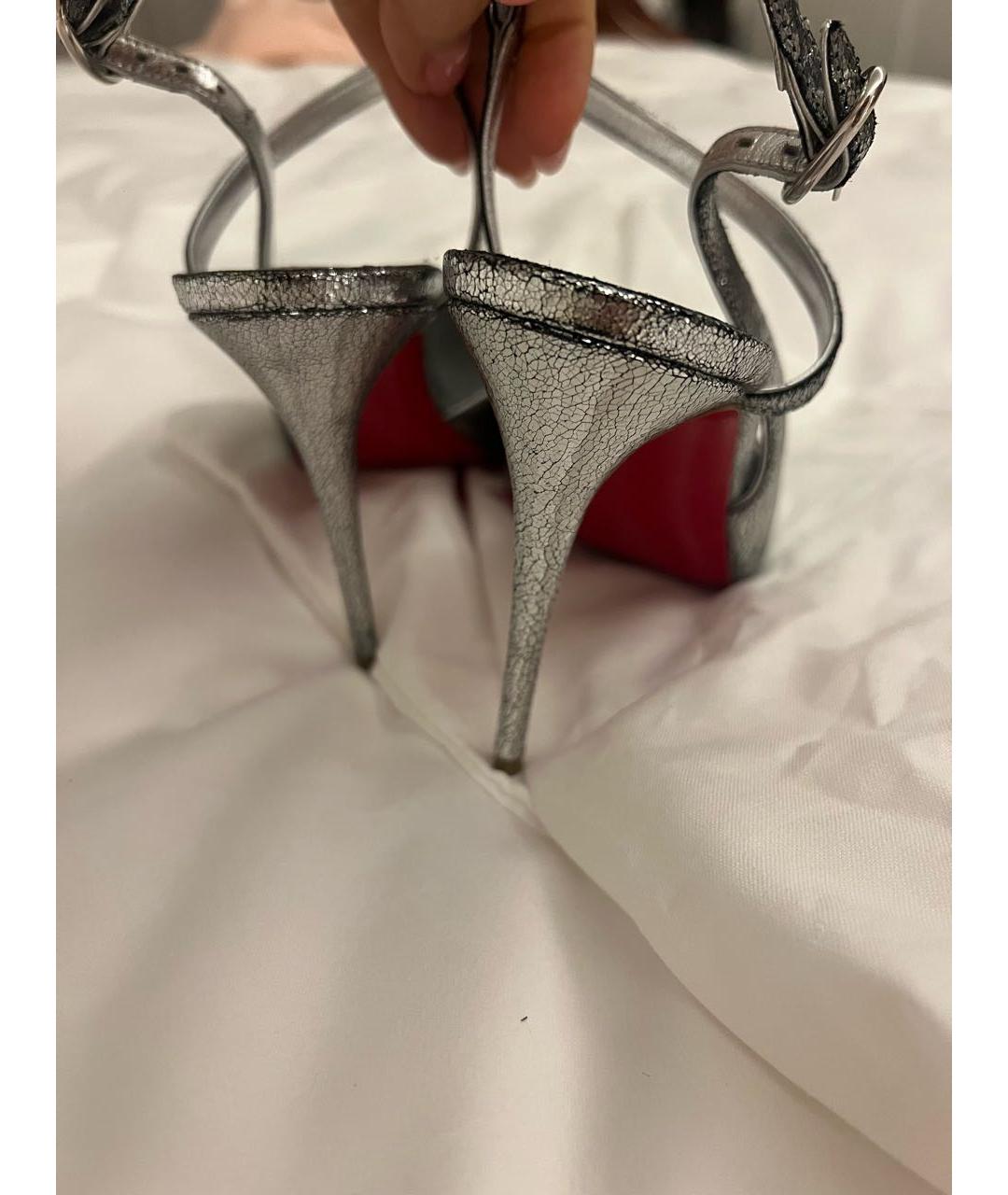 CHRISTIAN LOUBOUTIN Серебряные кожаные туфли, фото 3