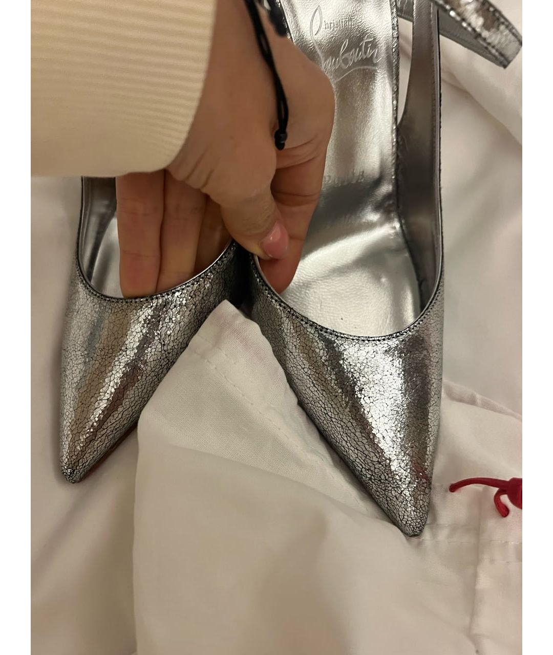 CHRISTIAN LOUBOUTIN Серебряные кожаные туфли, фото 5