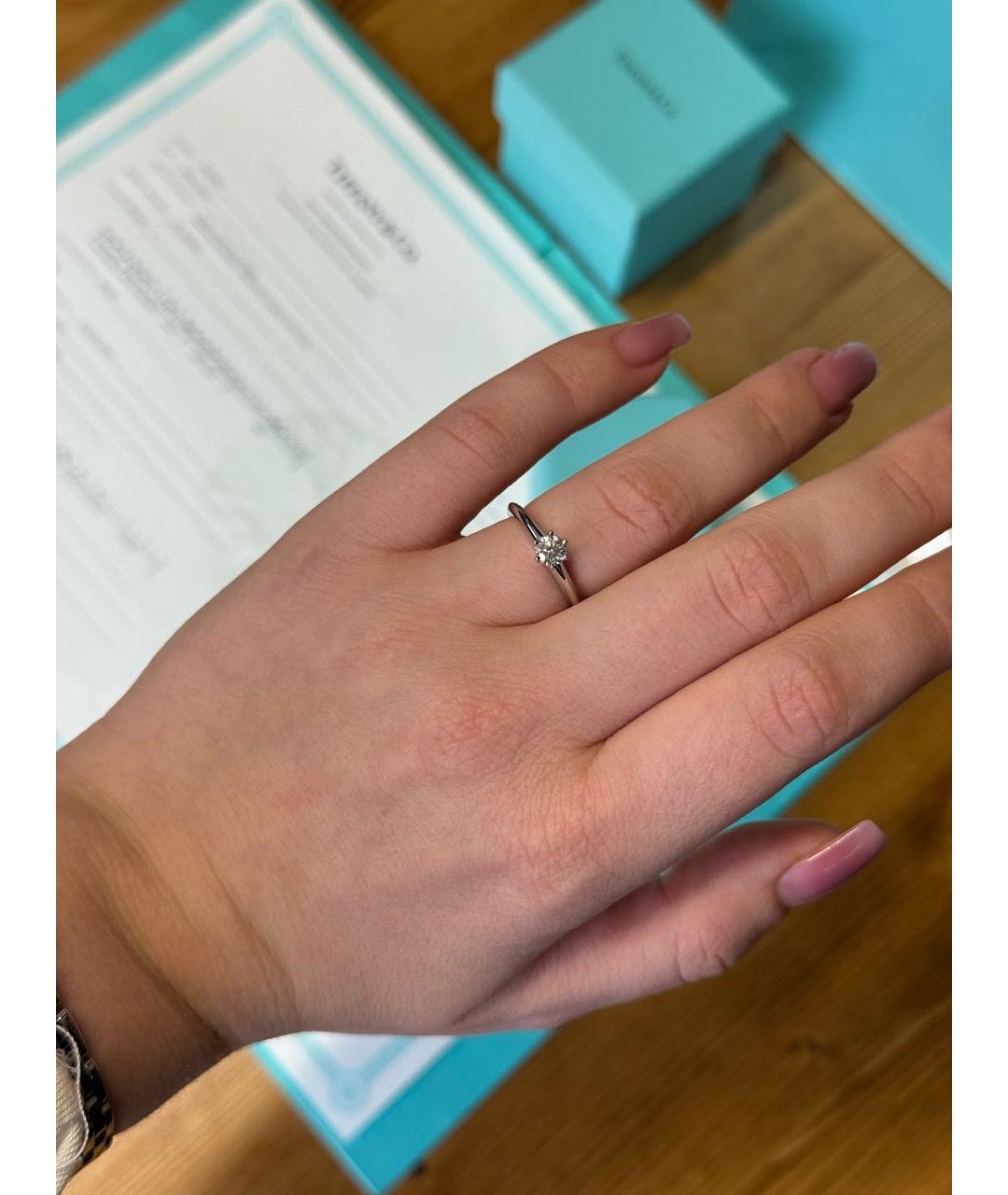 TIFFANY&CO Белое платиновое кольцо, фото 6