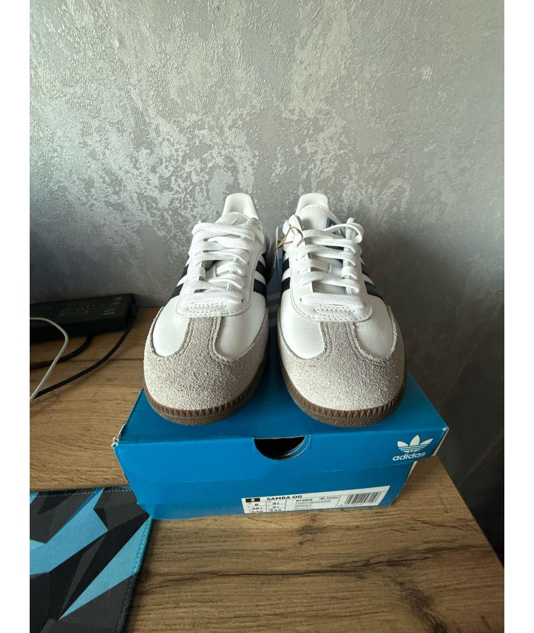 ADIDAS Белые кожаные кроссовки, фото 2