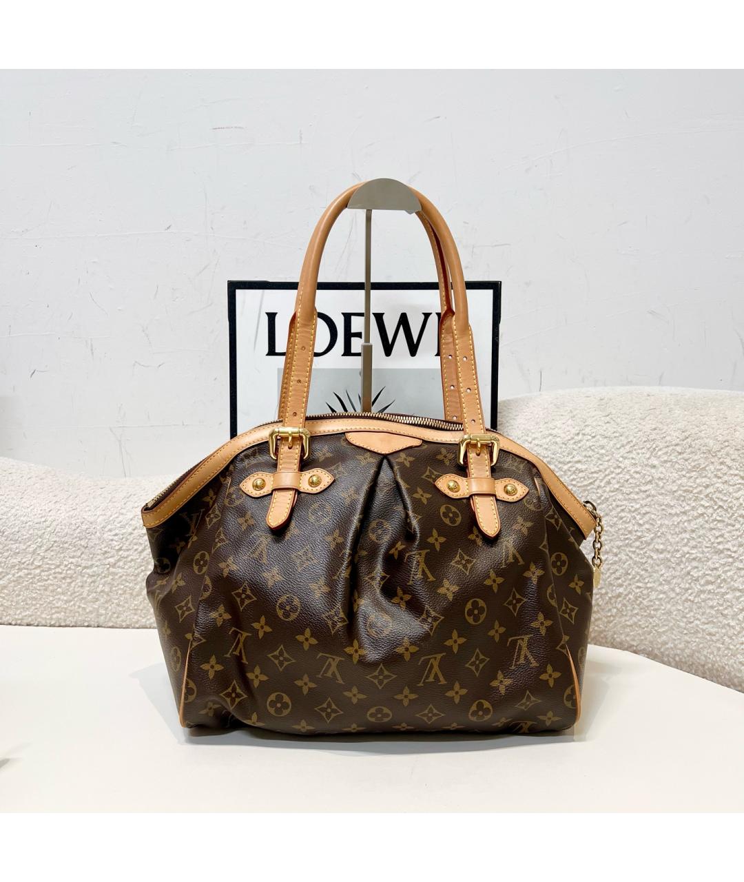 LOUIS VUITTON Коричневая сумка с короткими ручками, фото 2