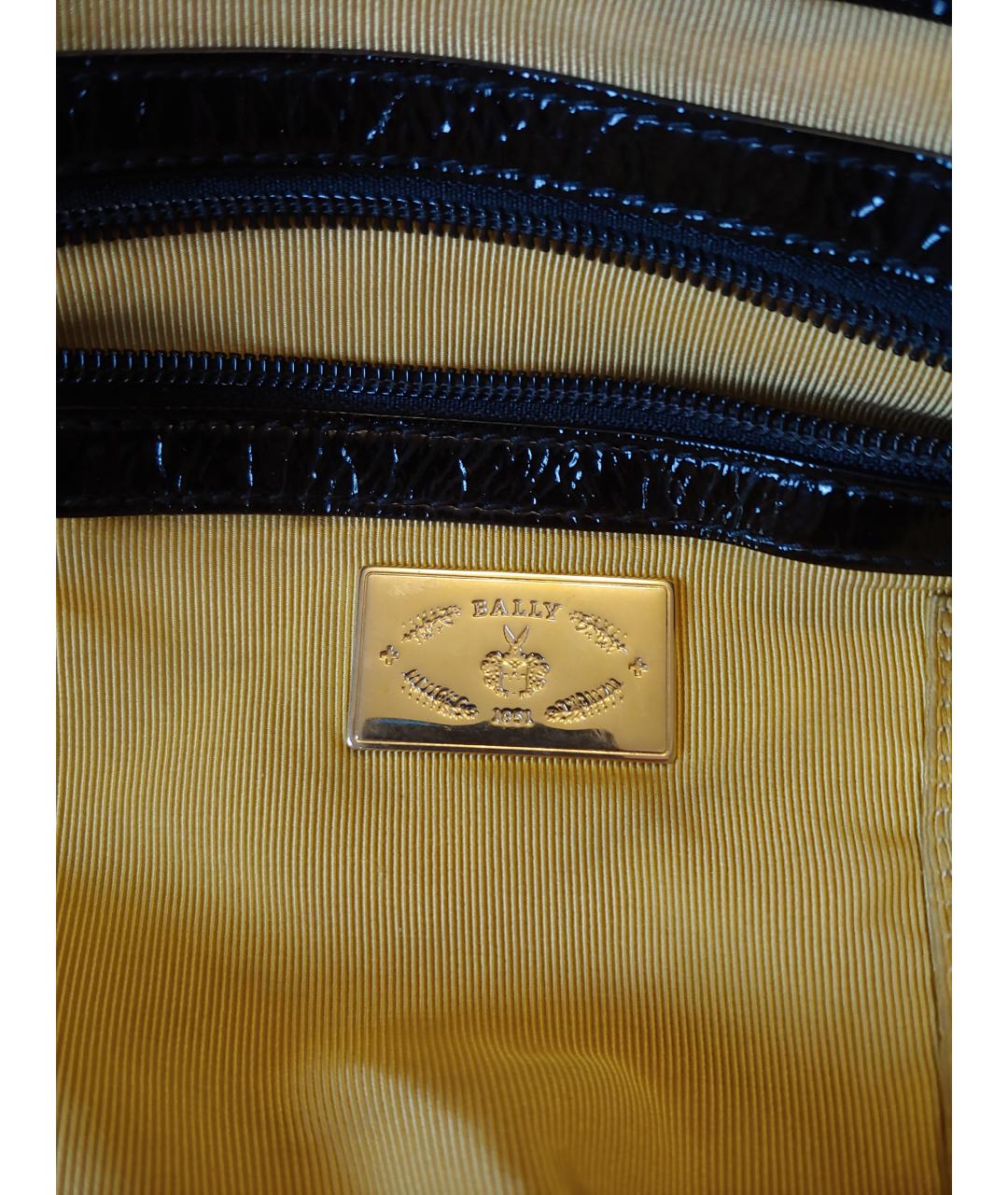 BALLY Черная сумка тоут из лакированной кожи, фото 4