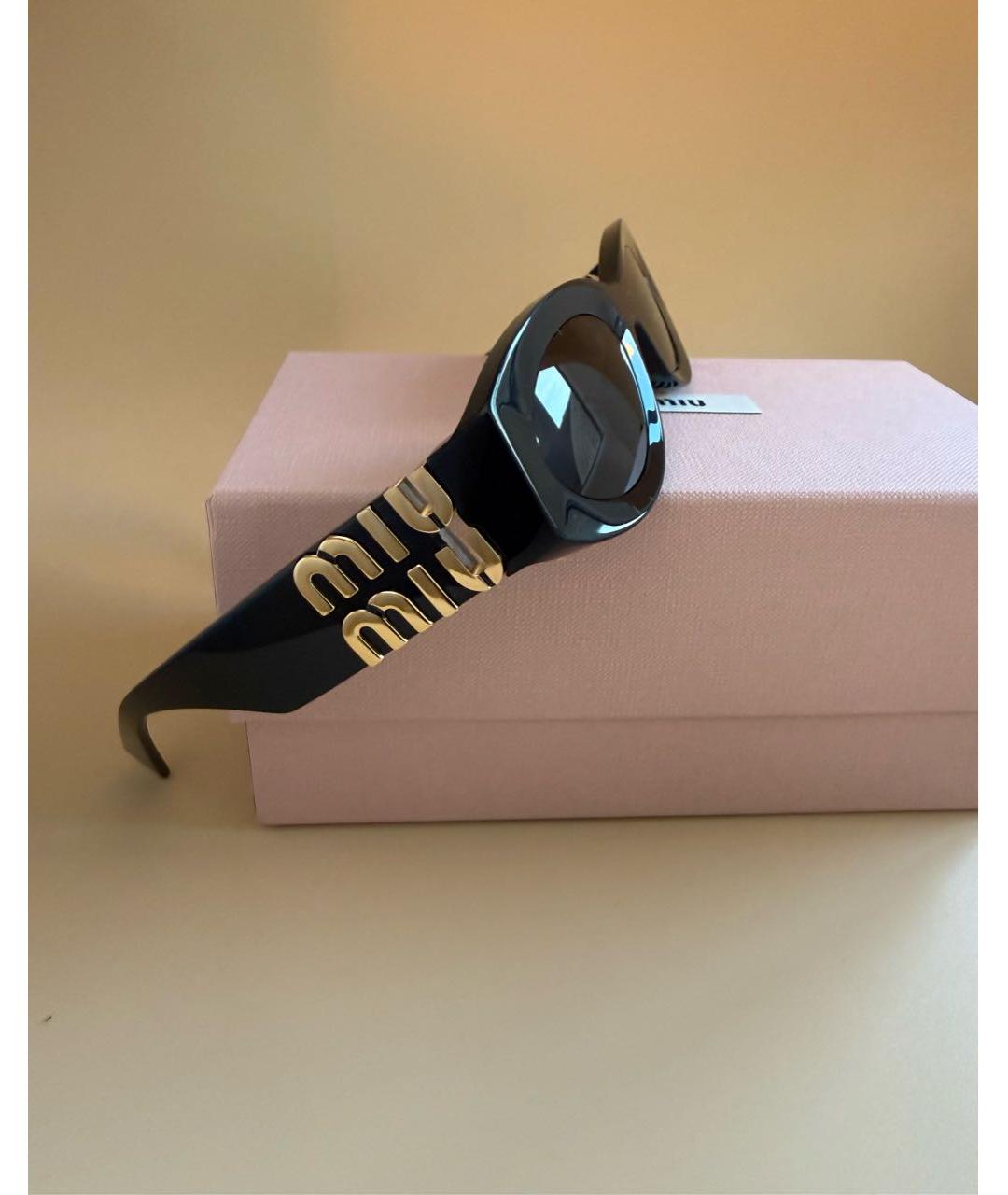 MIU MIU Черные пластиковые солнцезащитные очки, фото 6