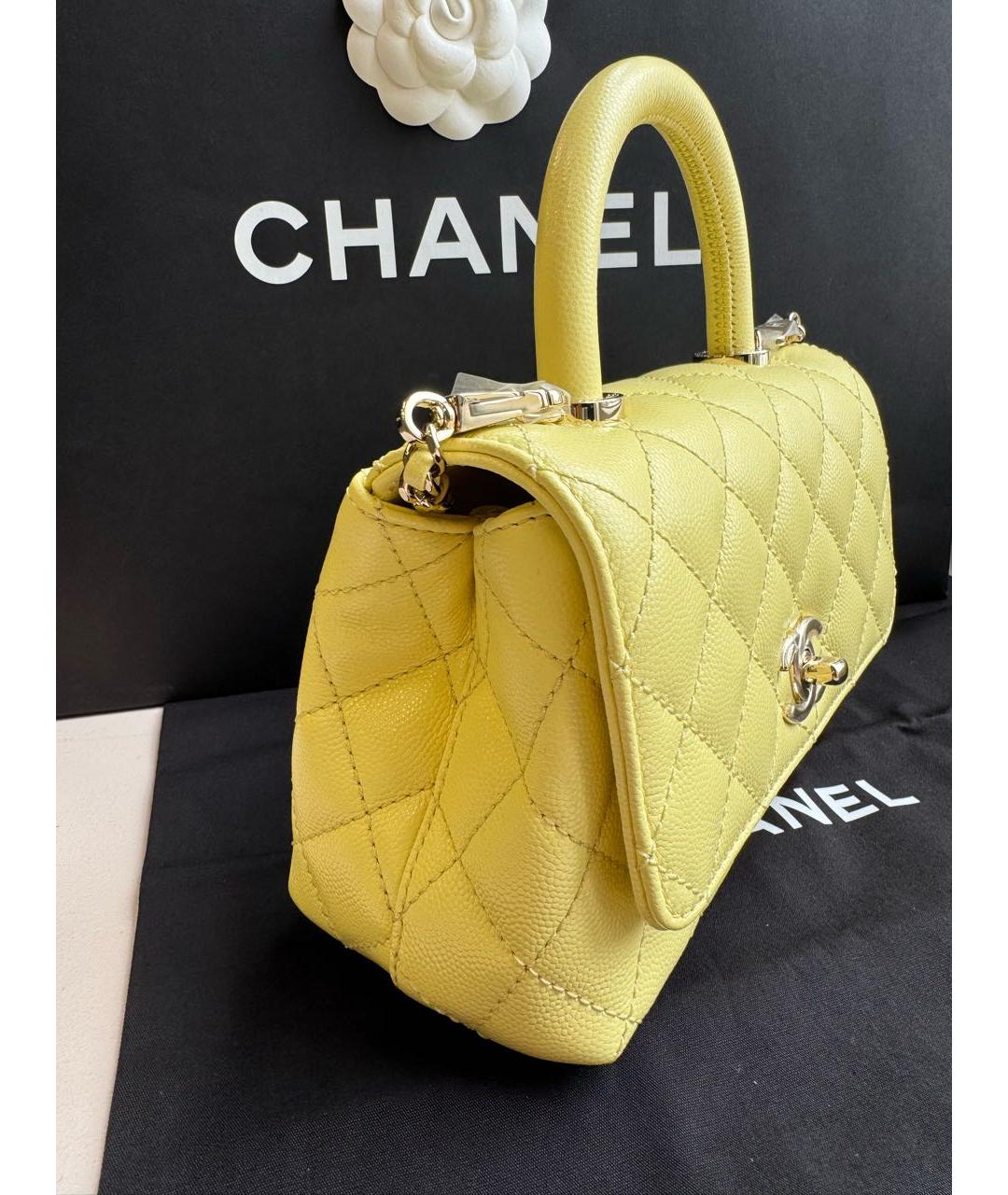 CHANEL Желтая кожаная сумка с короткими ручками, фото 3