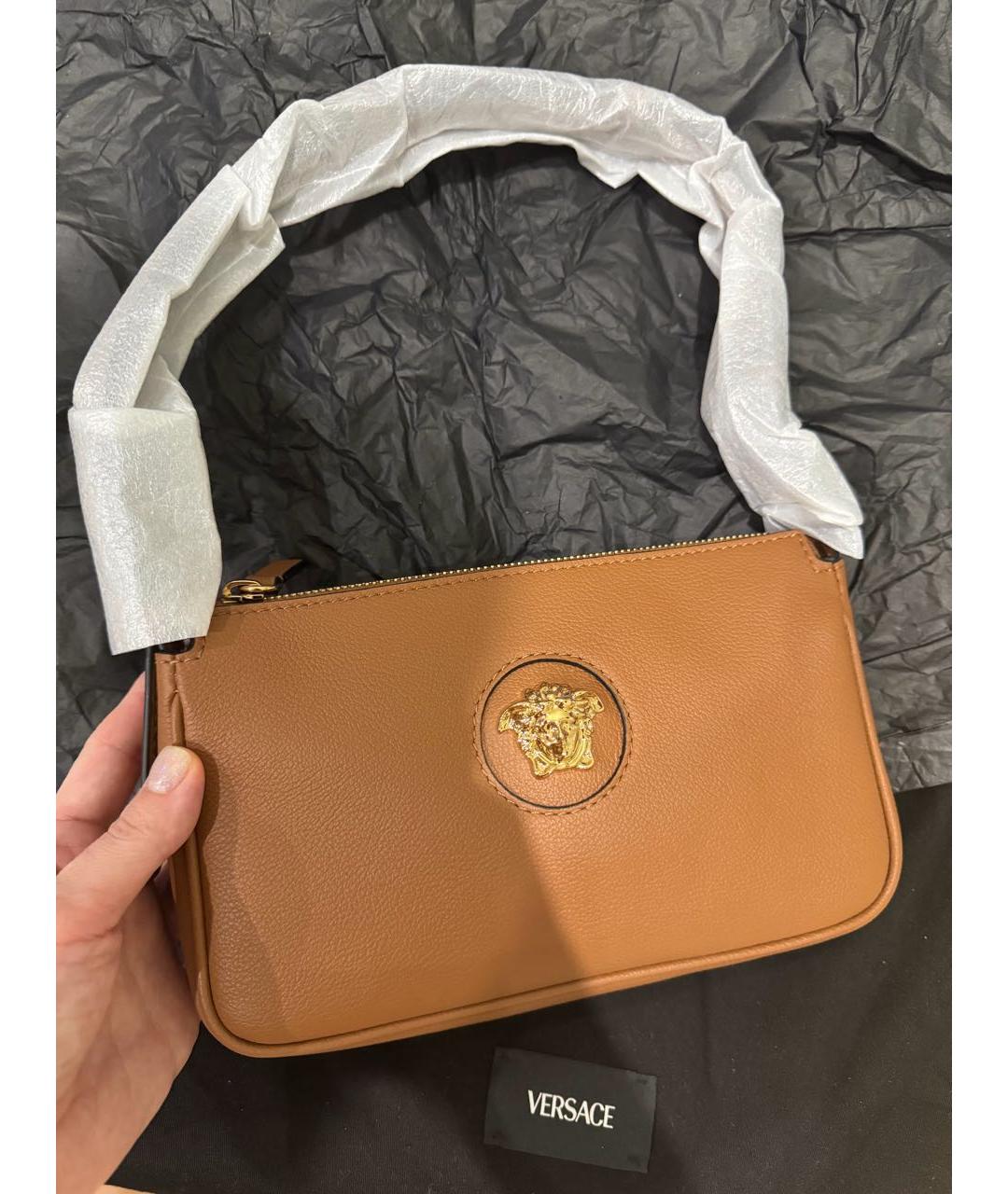 VERSACE Коричневая кожаная сумка с короткими ручками, фото 6