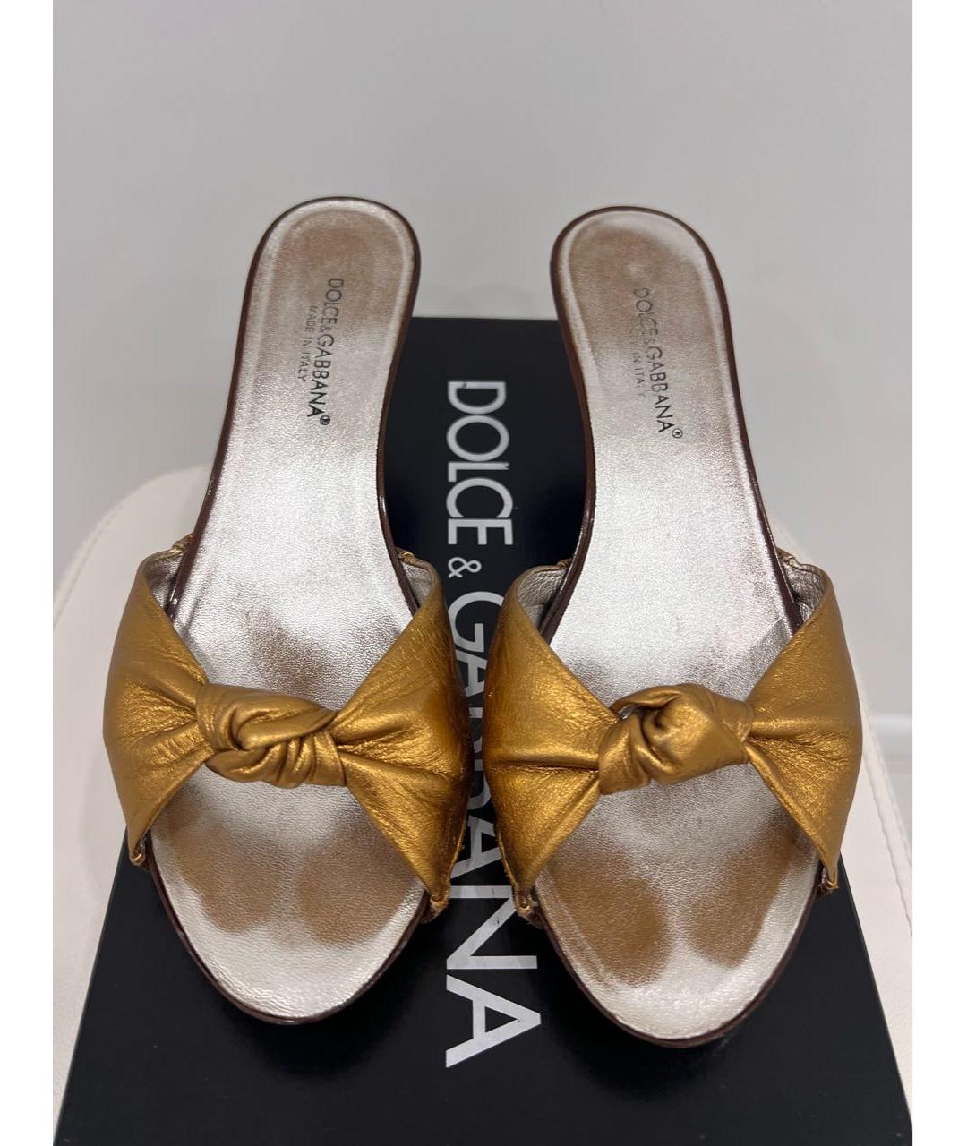 DOLCE&GABBANA Золотые кожаные мюли, фото 3