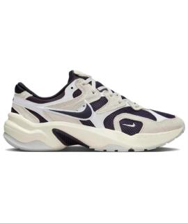 NIKE Кроссовки