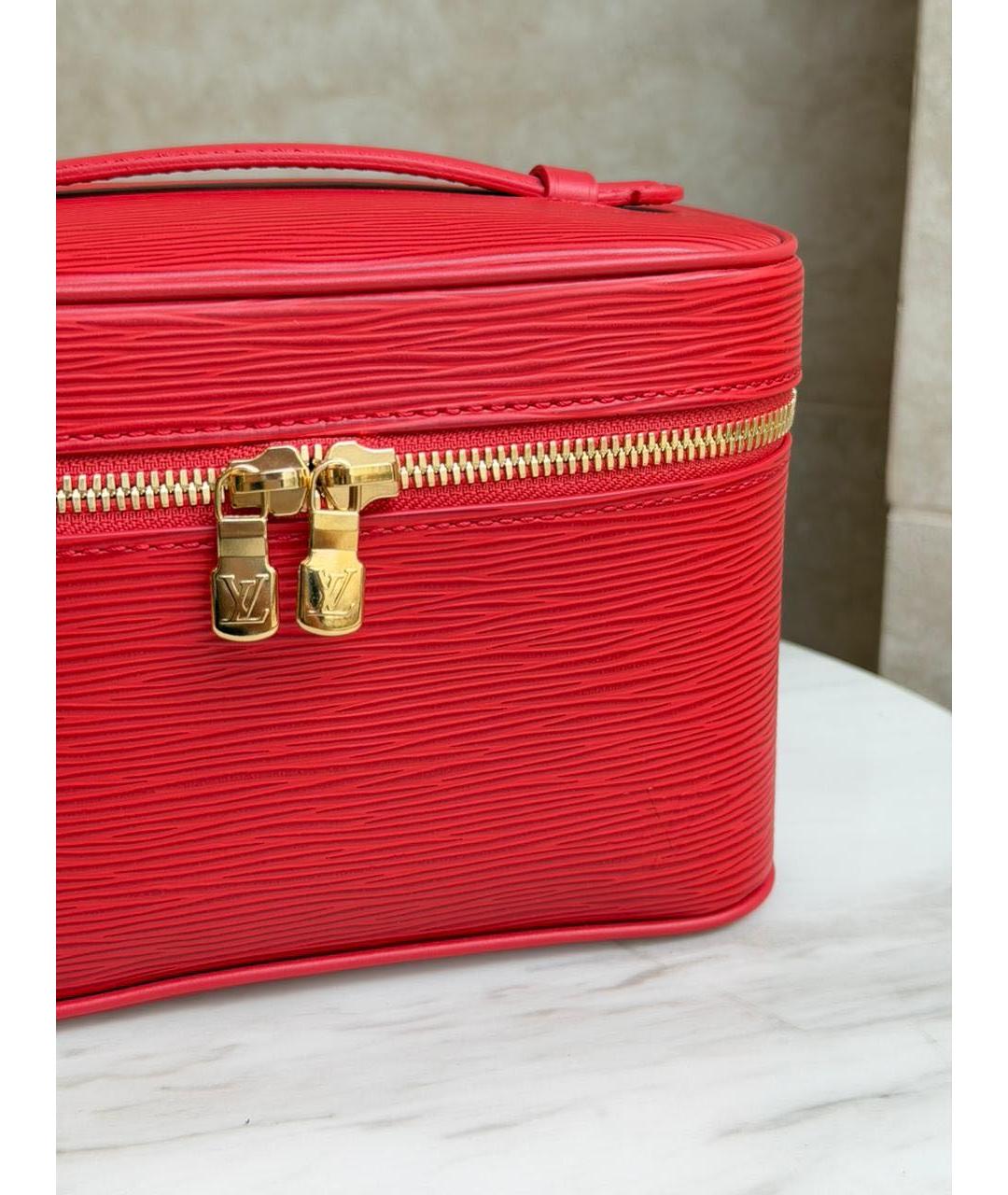 LOUIS VUITTON Красная кожаная косметичка, фото 2