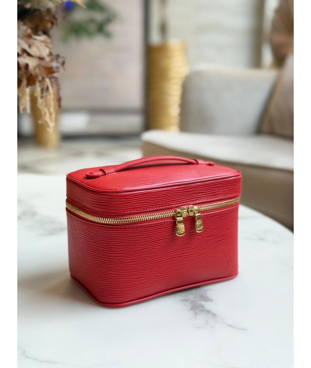 LOUIS VUITTON Красная кожаная косметичка, фото 8