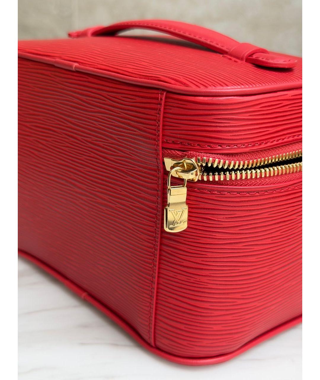 LOUIS VUITTON Красная кожаная косметичка, фото 7