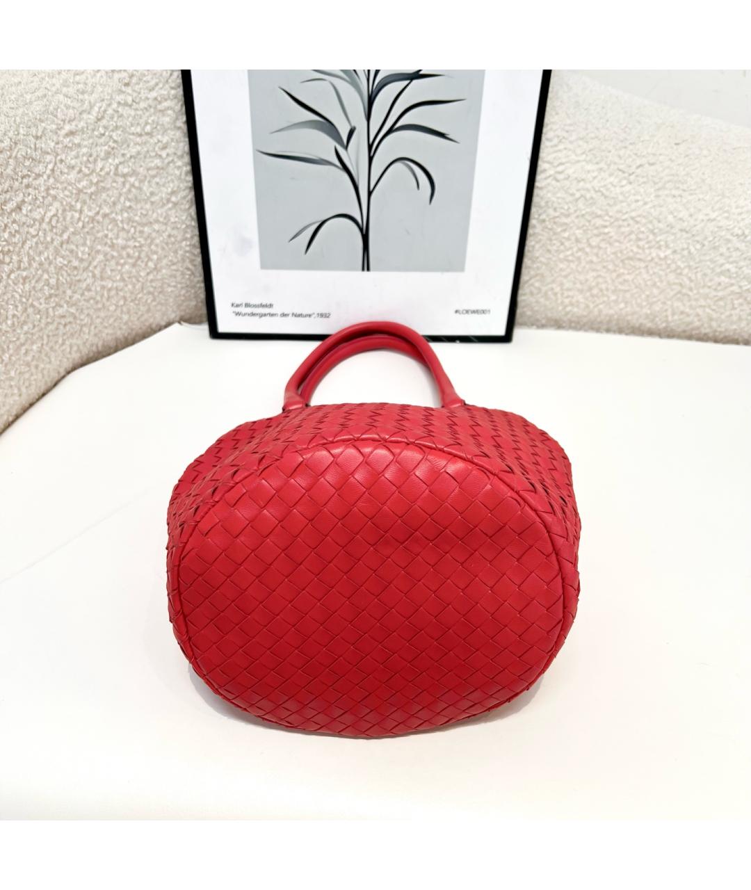 BOTTEGA VENETA Красная кожаная сумка с короткими ручками, фото 4