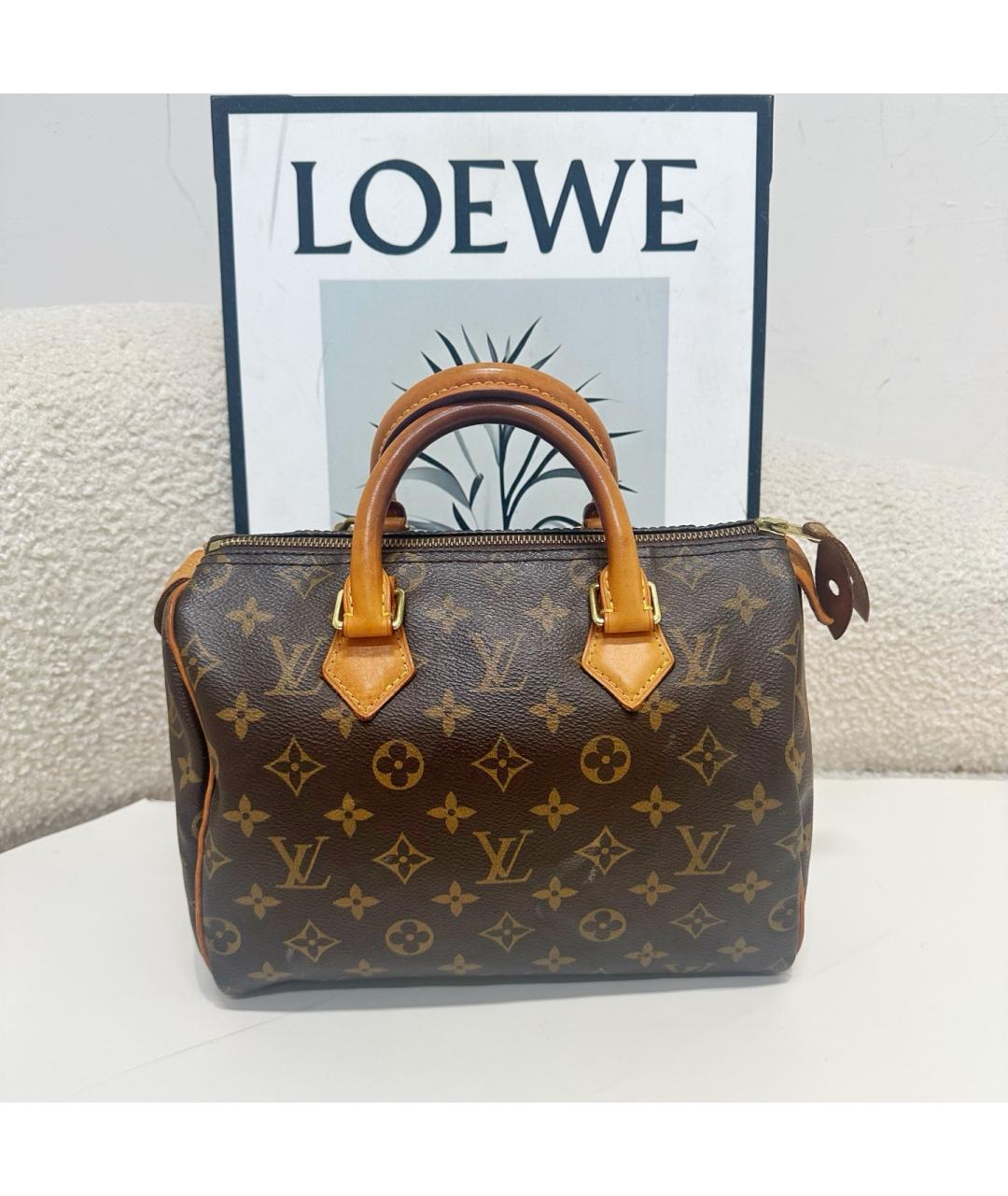 LOUIS VUITTON Золотая сумка с короткими ручками, фото 2