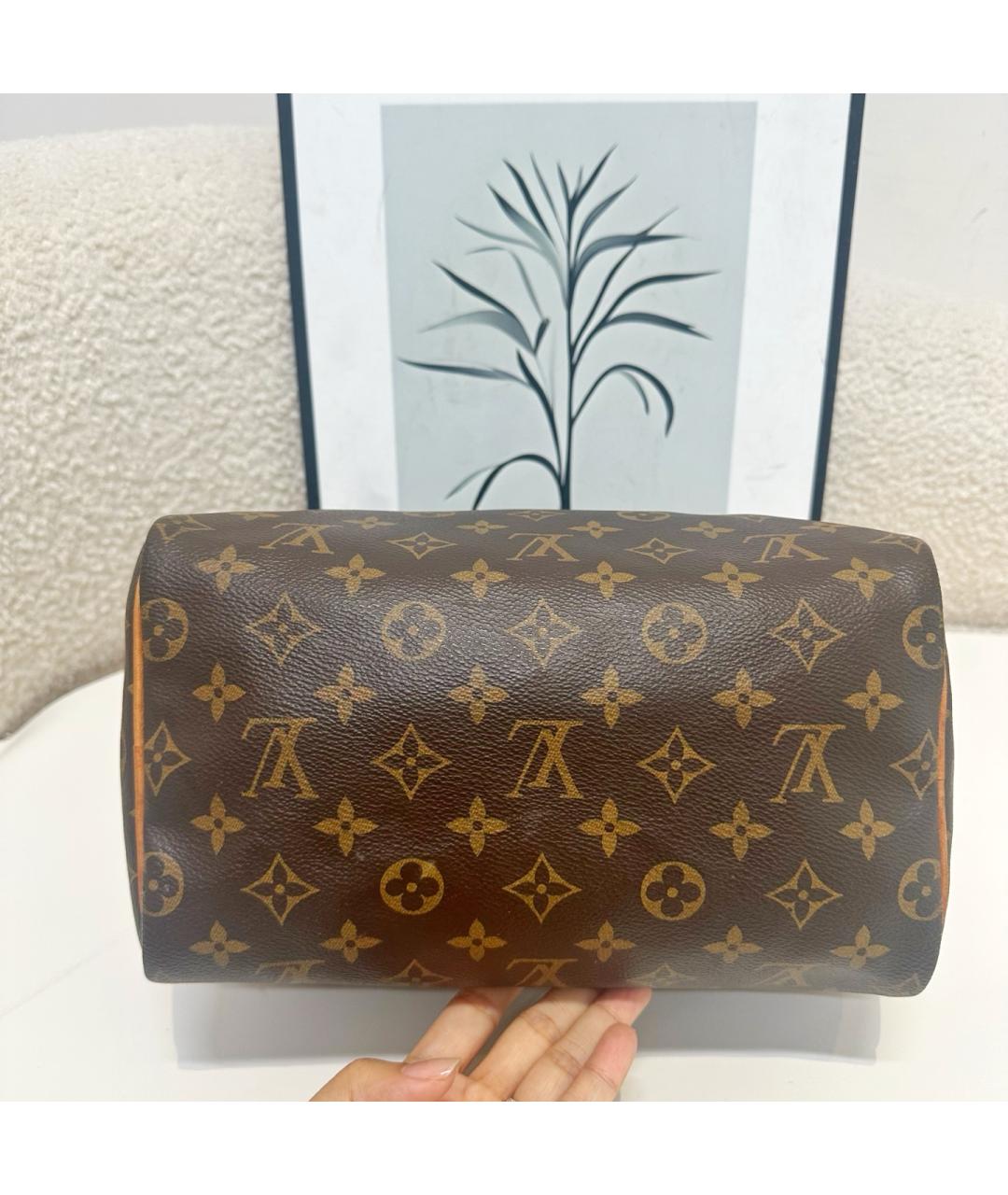 LOUIS VUITTON Золотая сумка с короткими ручками, фото 3