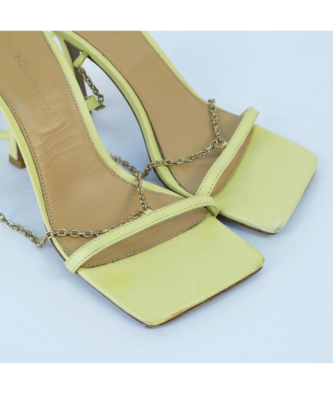 BOTTEGA VENETA Желтые кожаные босоножки, фото 4