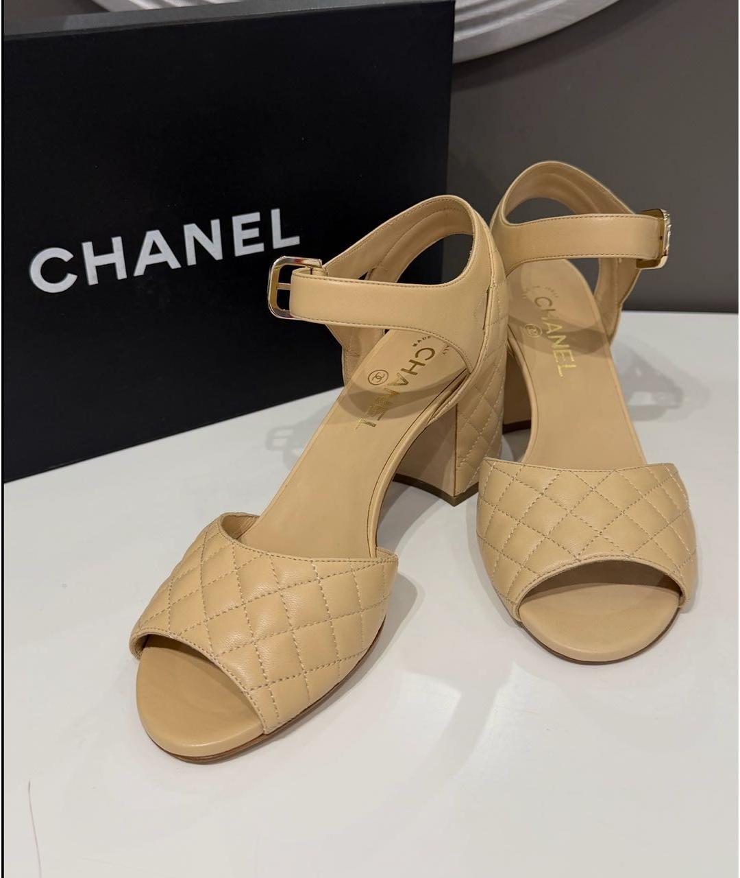 CHANEL Бежевые кожаные босоножки, фото 5