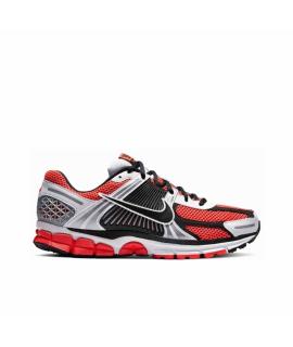 NIKE Низкие кроссовки / кеды