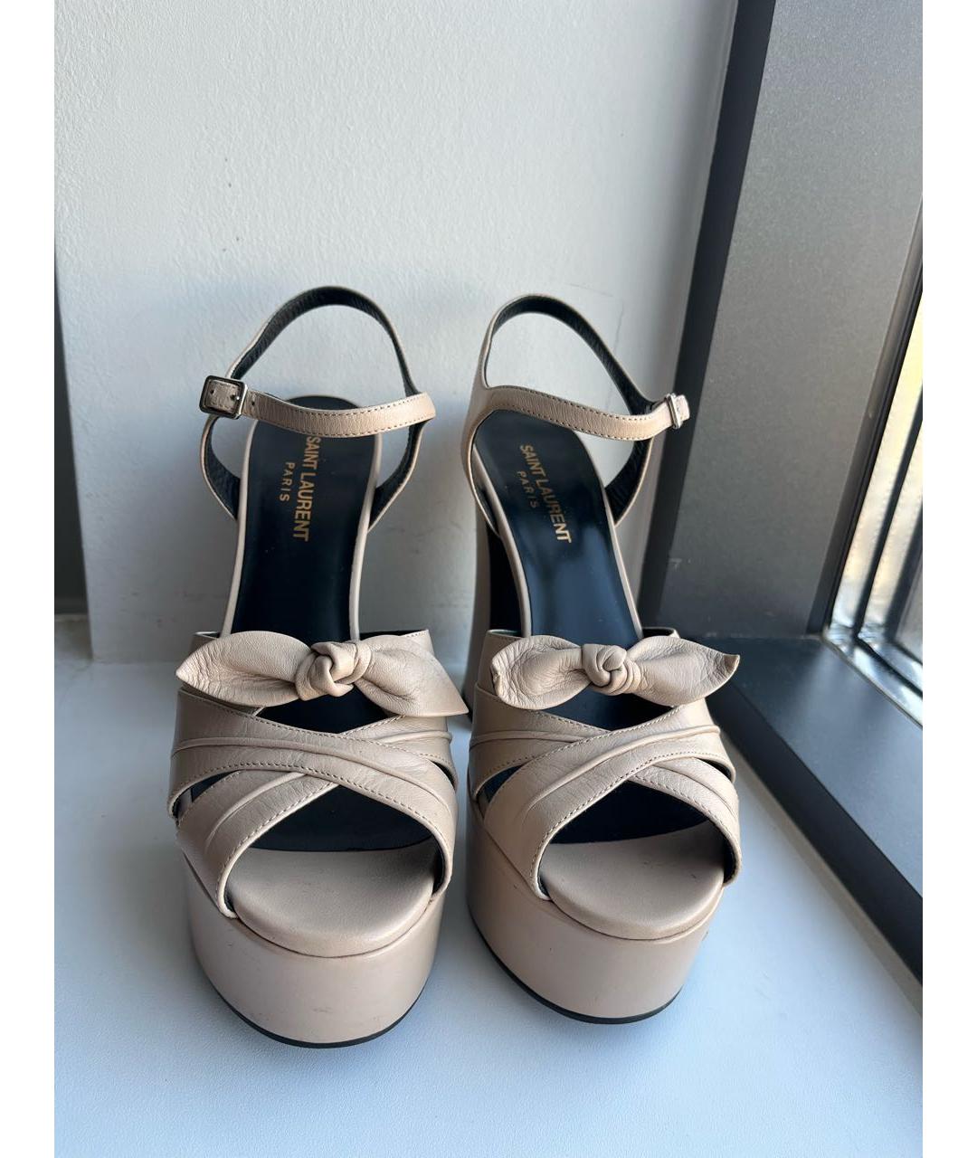 SAINT LAURENT Бежевые кожаные босоножки, фото 5
