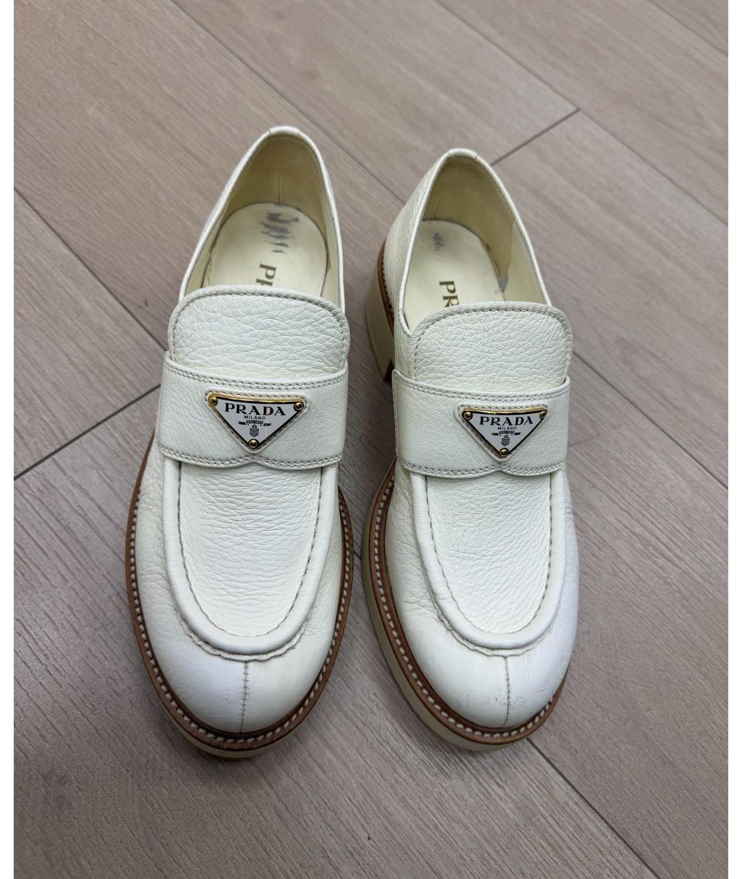 PRADA Белые кожаные лоферы, фото 2