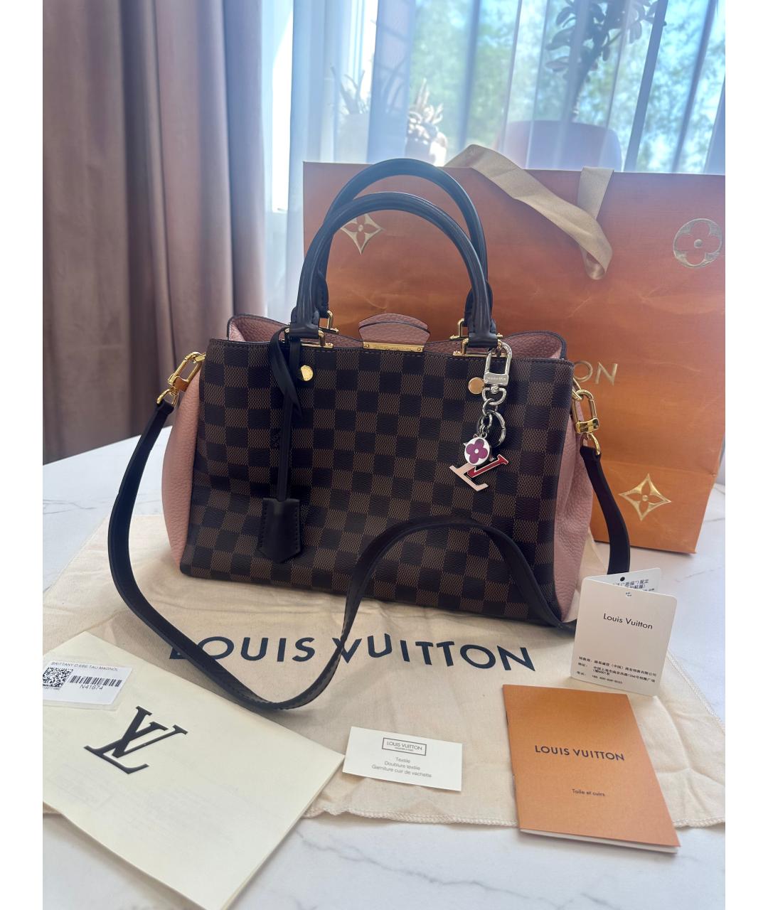 LOUIS VUITTON Розовая кожаная сумка с короткими ручками, фото 1