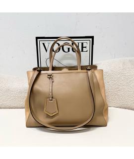 FENDI Сумка через плечо