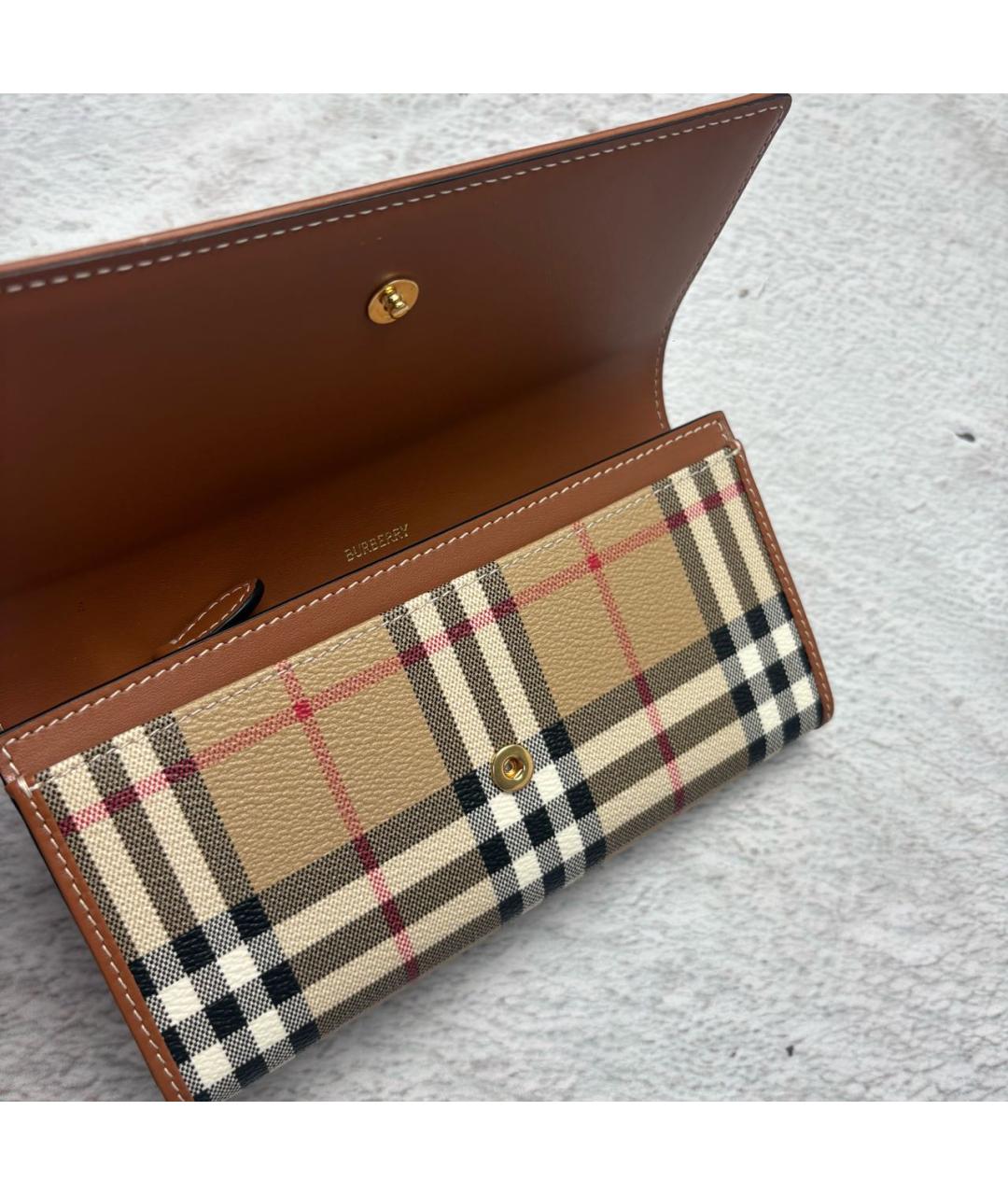 BURBERRY Коричневый кожаный кошелек, фото 4