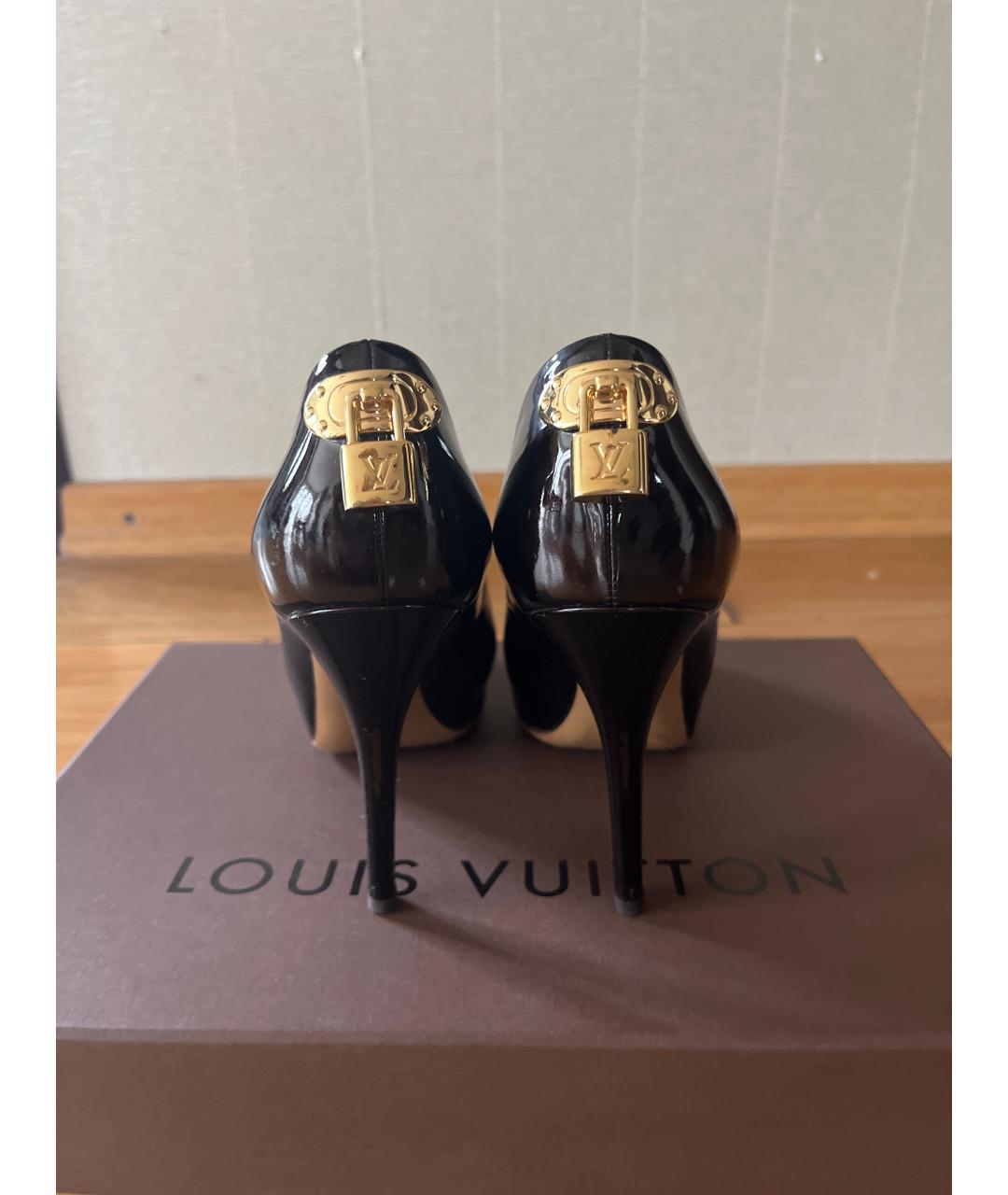 LOUIS VUITTON Бордовые туфли из лакированной кожи, фото 4
