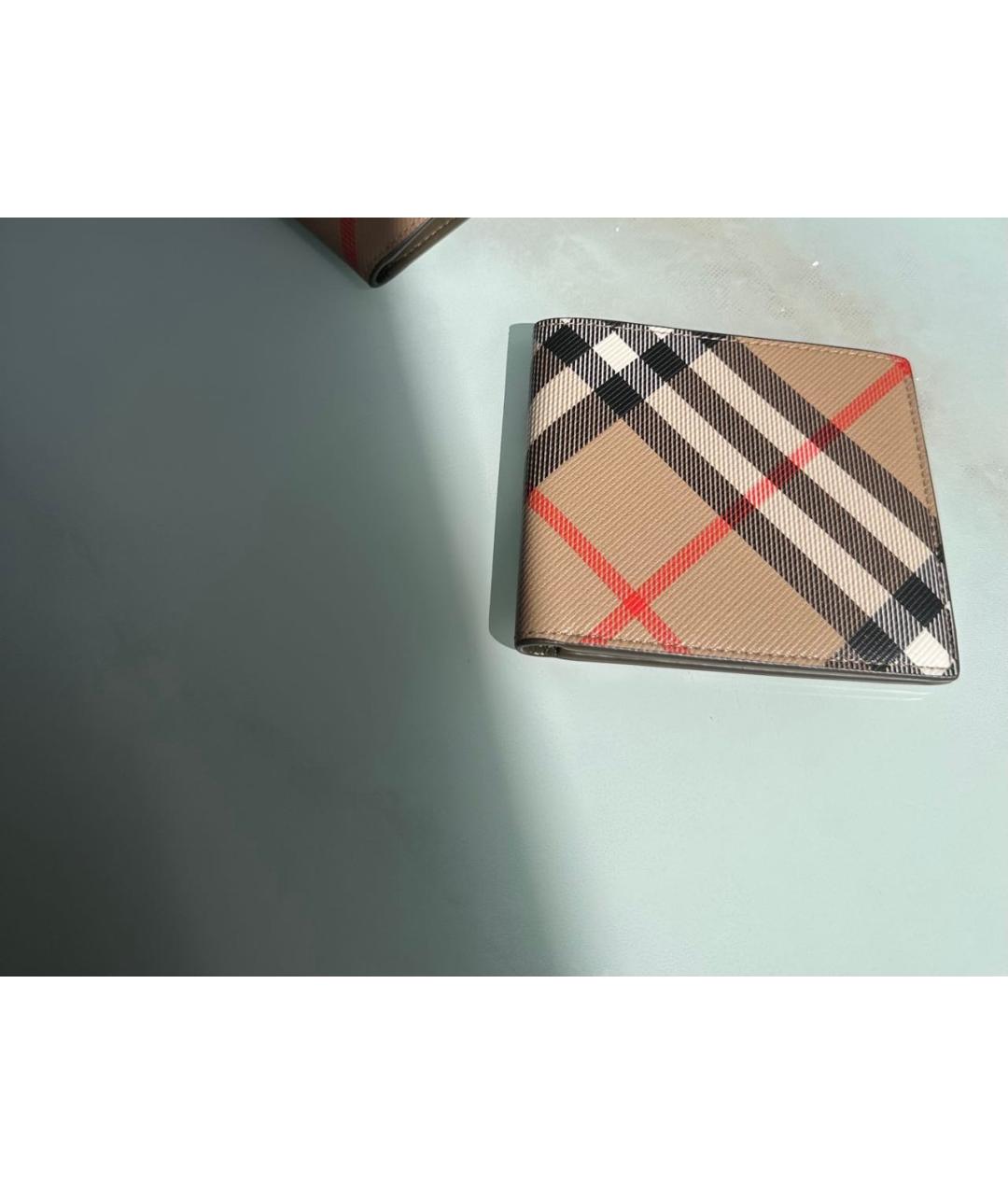 BURBERRY Бежевый кожаный кошелек, фото 3