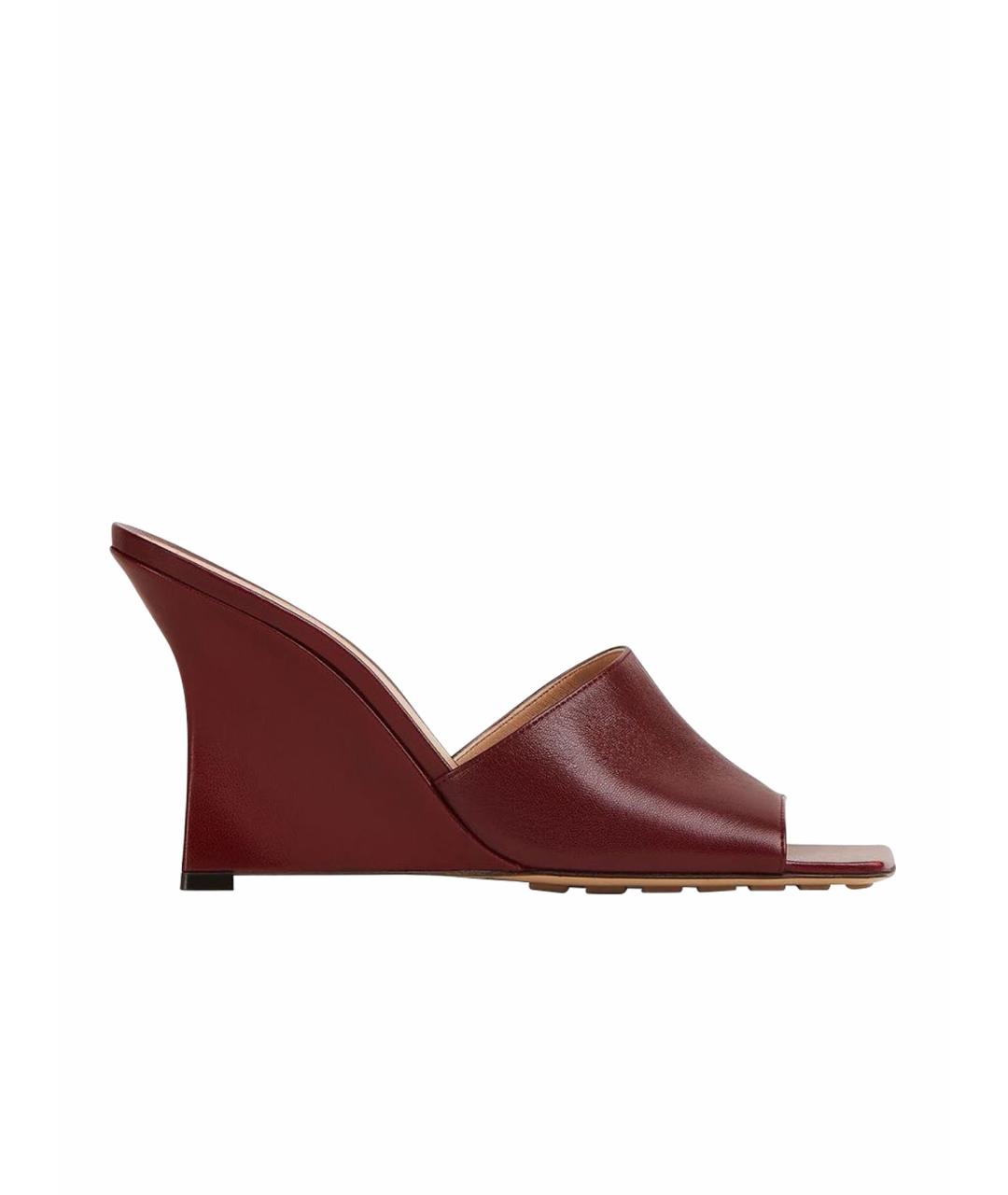 BOTTEGA VENETA Бордовые кожаные мюли, фото 1