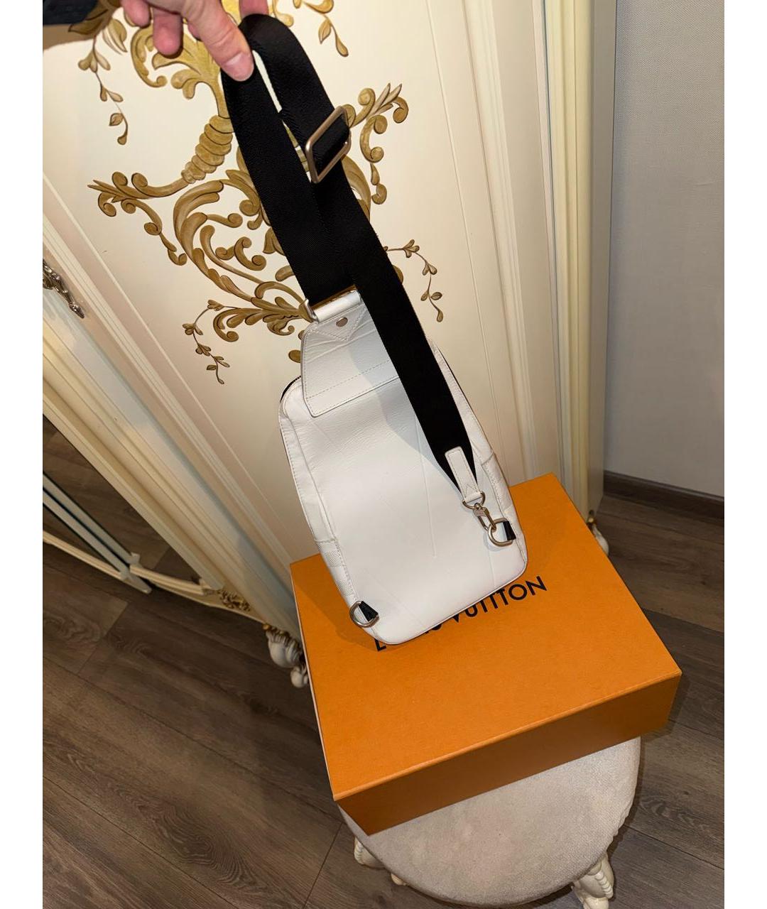 LOUIS VUITTON Белая кожаная сумка на плечо, фото 5