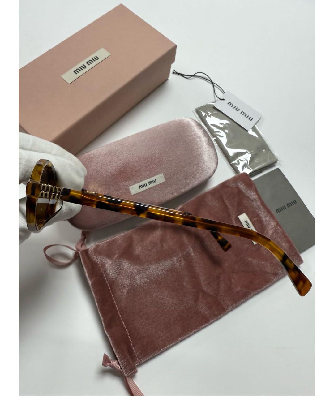 MIU MIU Коричневые пластиковые солнцезащитные очки, фото 4