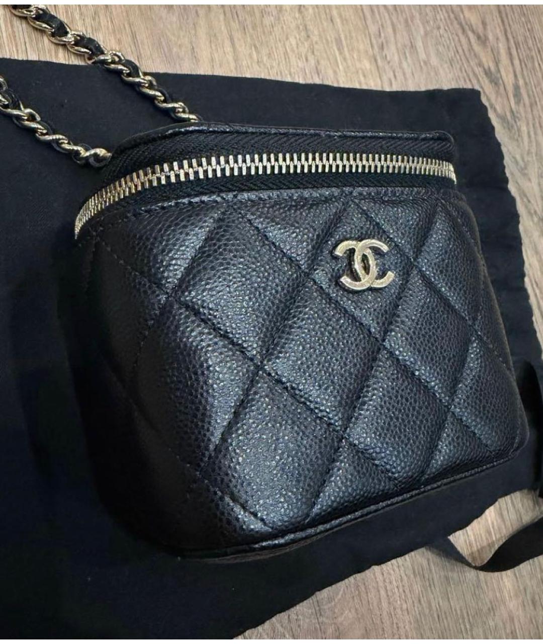 CHANEL Черная кожаная сумка через плечо, фото 2