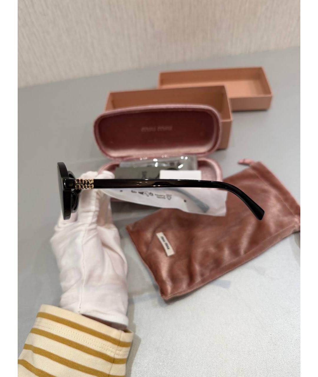 MIU MIU Черные пластиковые солнцезащитные очки, фото 3