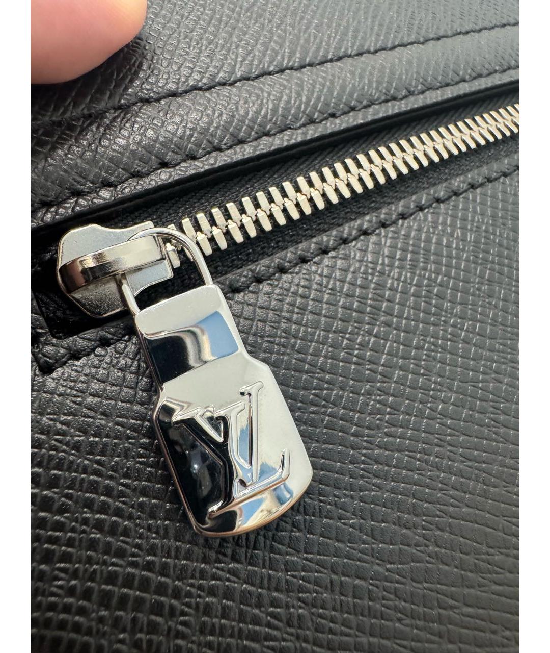 LOUIS VUITTON Черная кожаная сумка на плечо, фото 6
