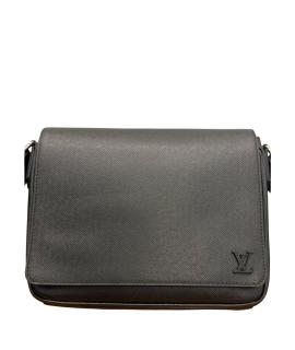 LOUIS VUITTON Сумка на плечо