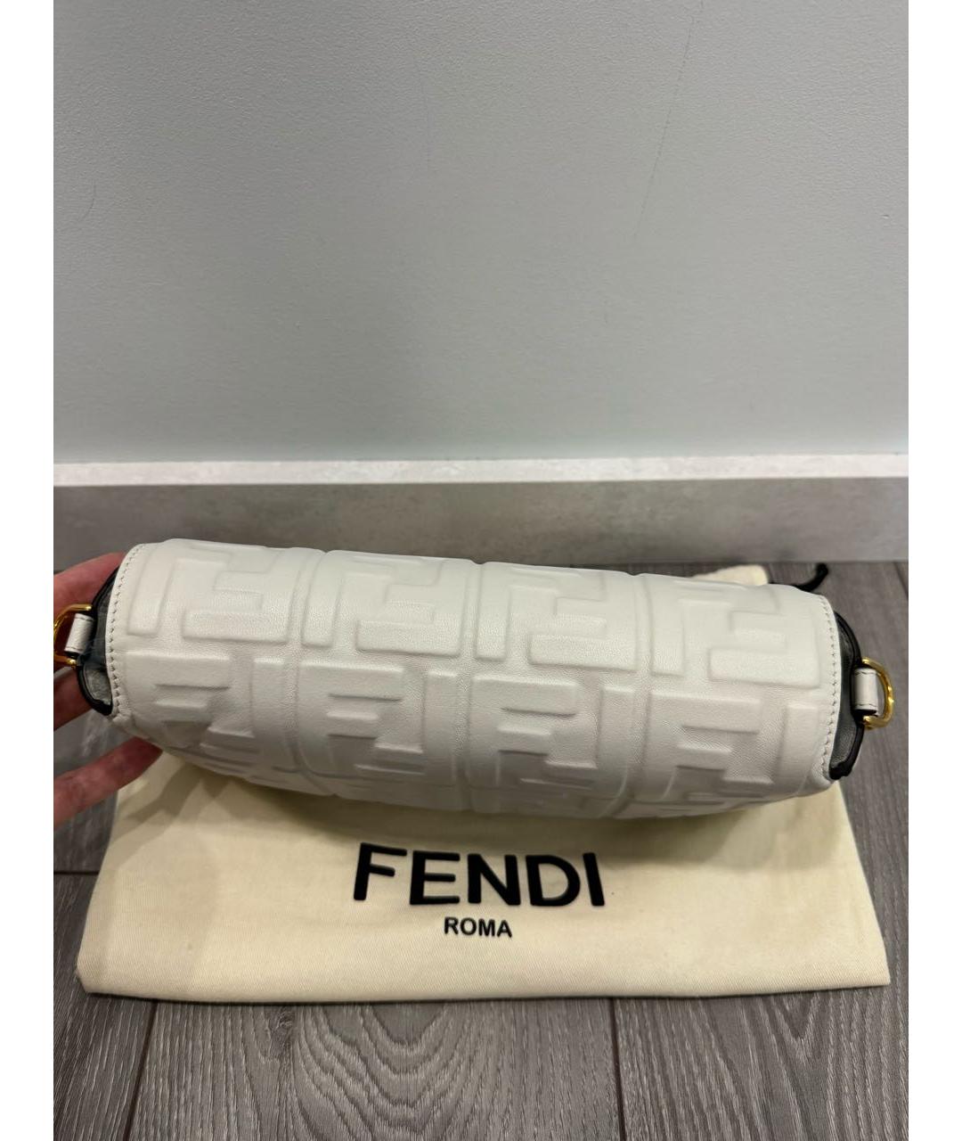 FENDI Белая кожаная сумка через плечо, фото 3