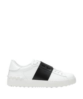 VALENTINO Низкие кроссовки / кеды