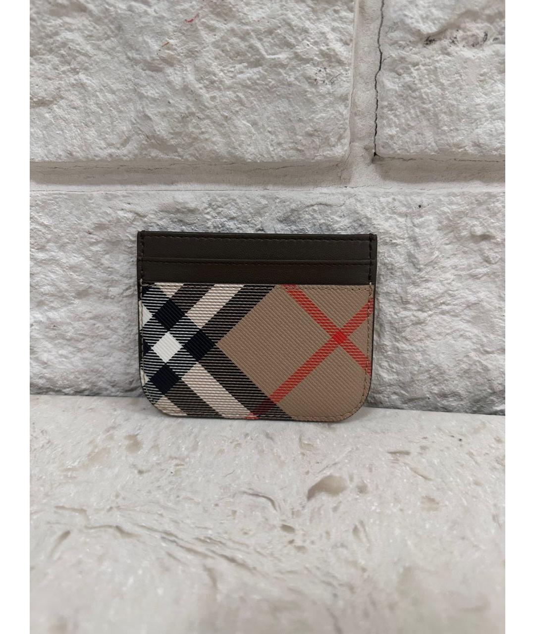 BURBERRY Бежевый кожаный кошелек, фото 6