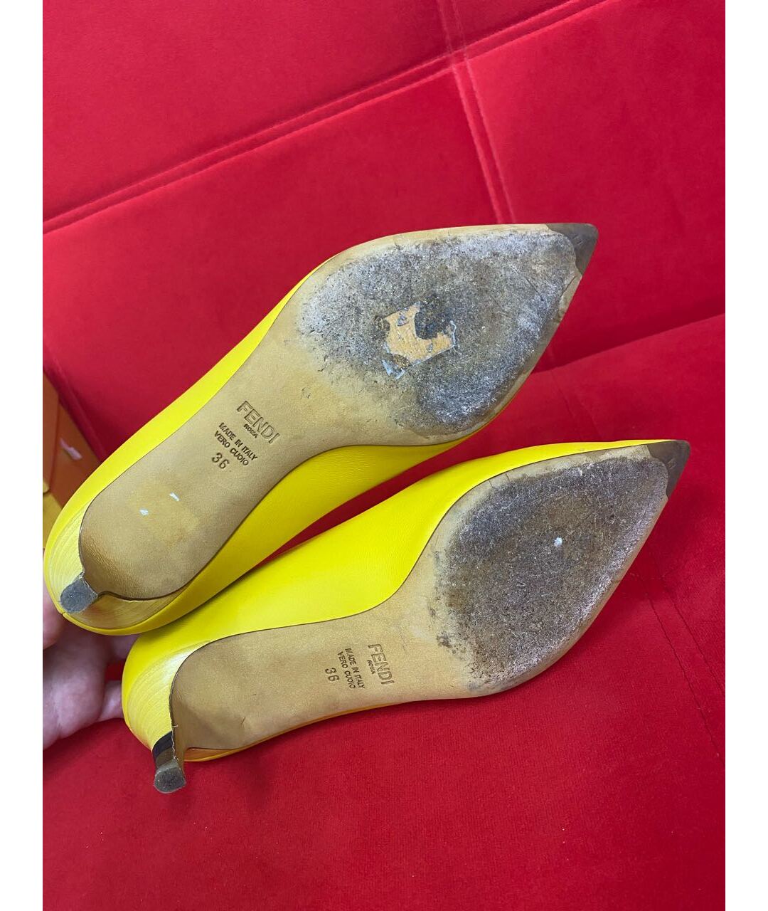 FENDI Желтые кожаные туфли, фото 6