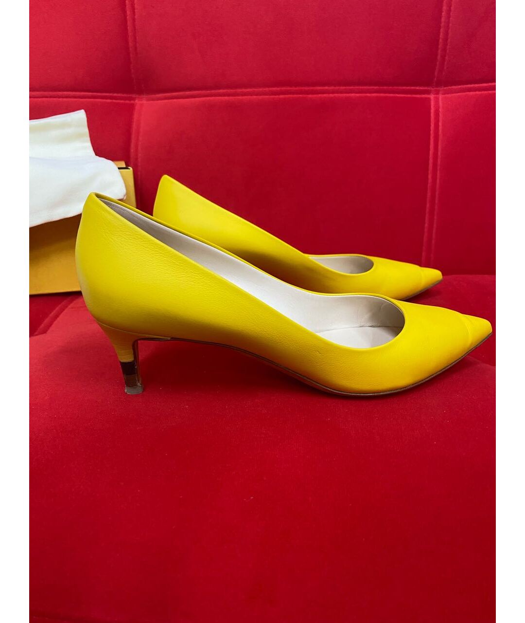 FENDI Желтые кожаные туфли, фото 5