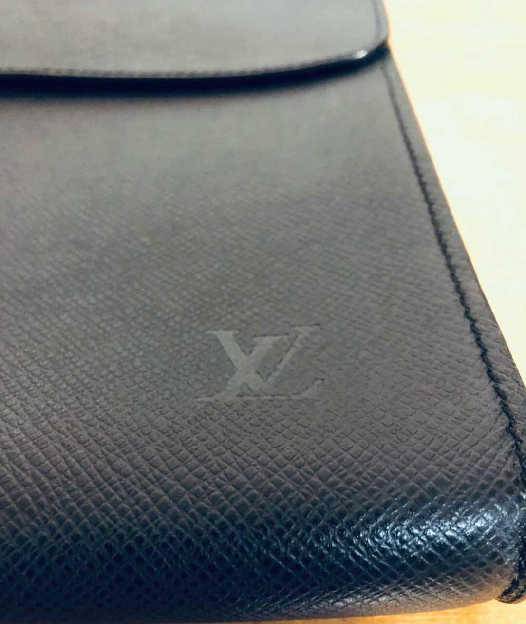 LOUIS VUITTON Черная кожаная папка для документов, фото 2