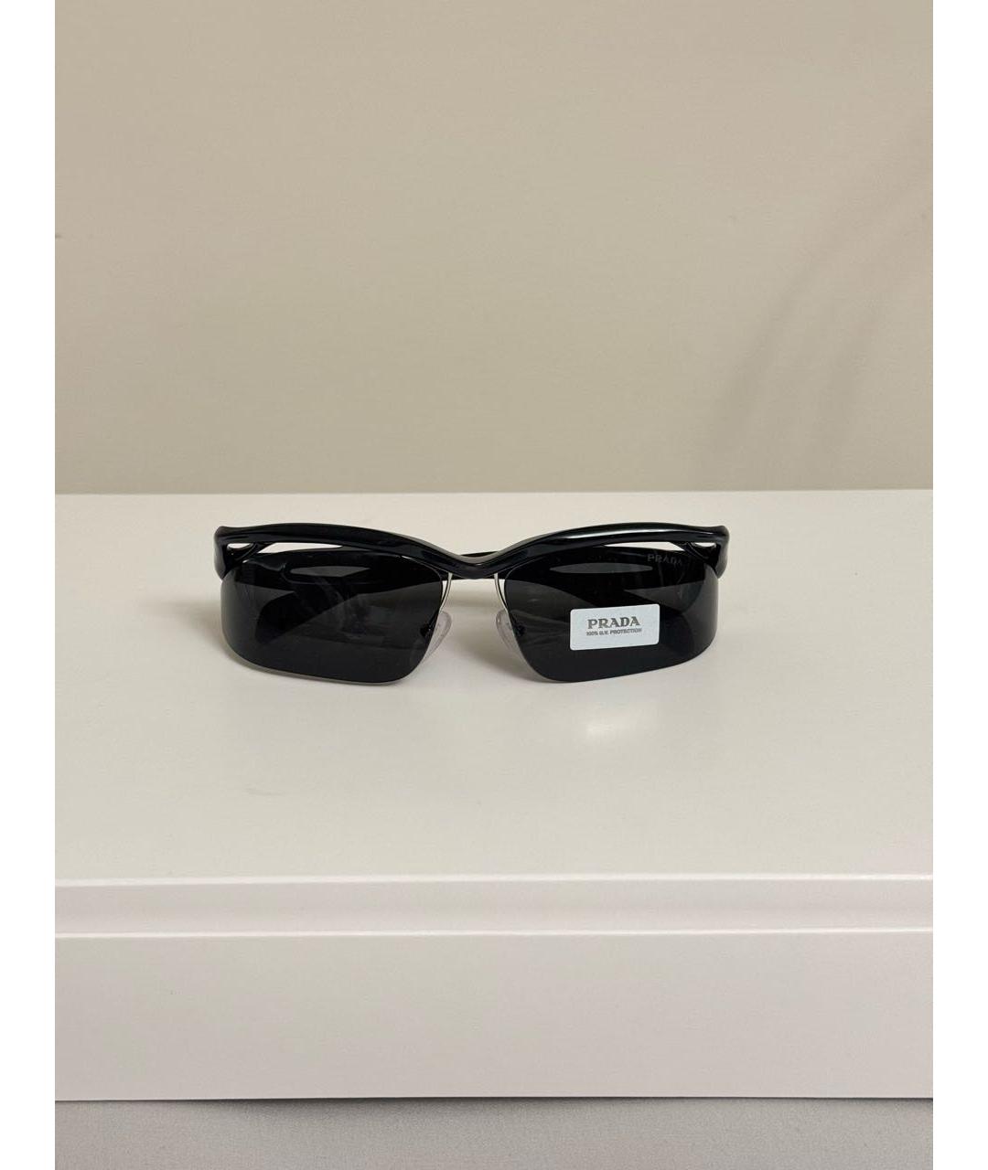 PRADA Черные пластиковые солнцезащитные очки, фото 4