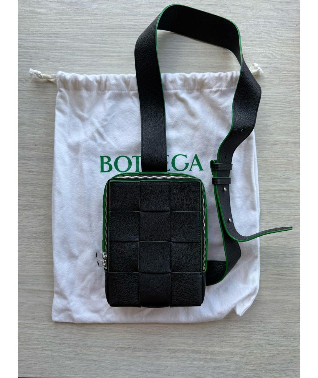 BOTTEGA VENETA Черная кожаная барсетка, фото 7