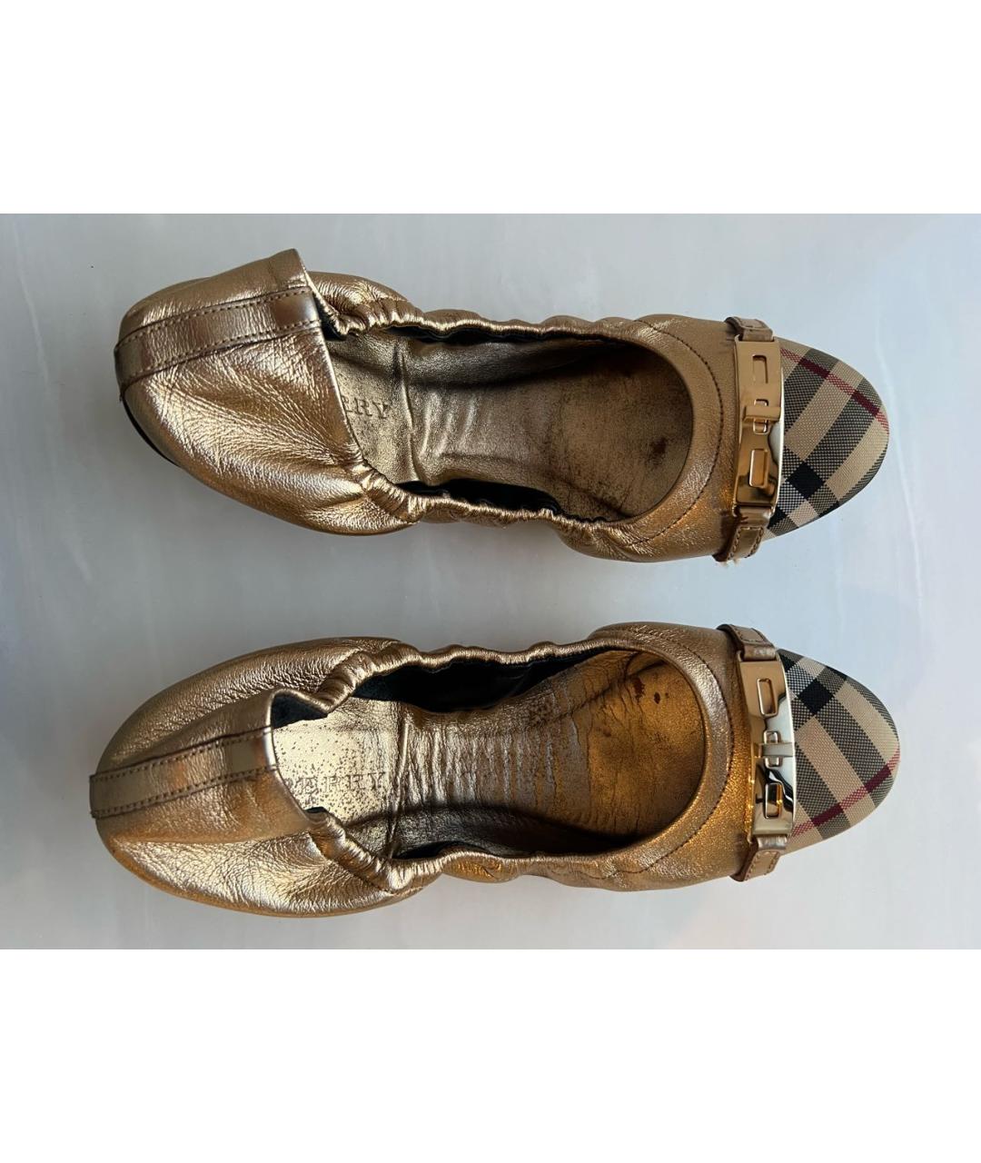 BURBERRY Золотые кожаные балетки, фото 2