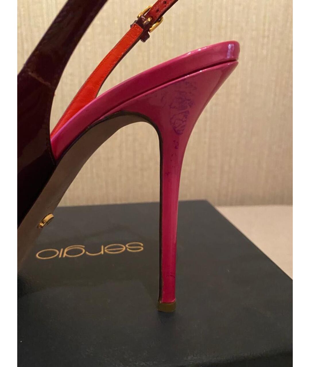 SERGIO ROSSI Мульти босоножки из лакированной кожи, фото 6