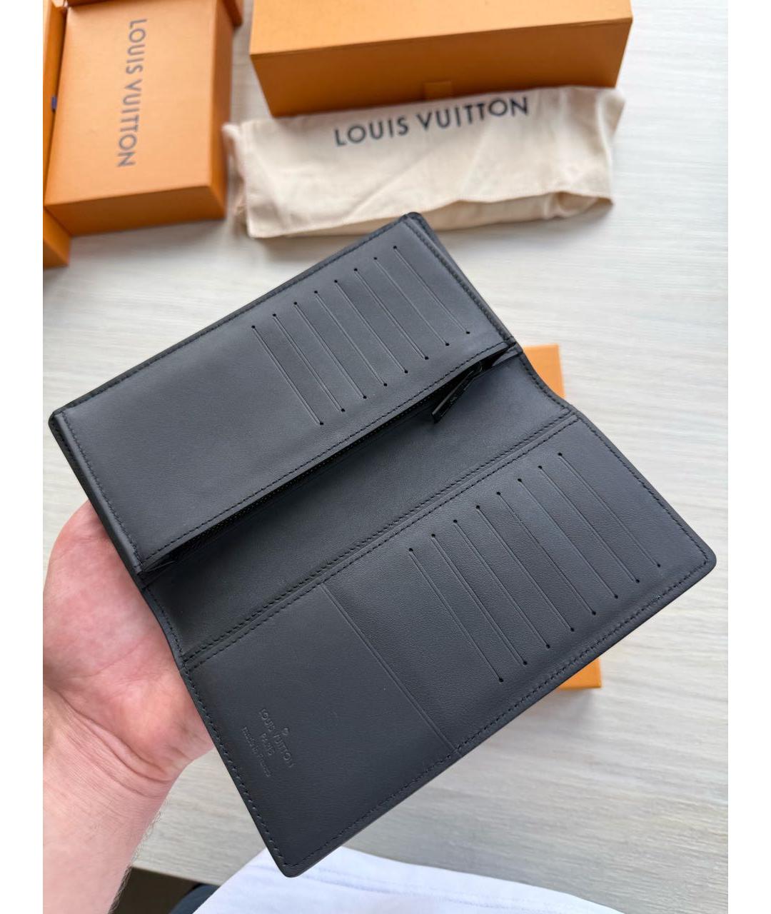 LOUIS VUITTON Черный кожаный кошелек, фото 2