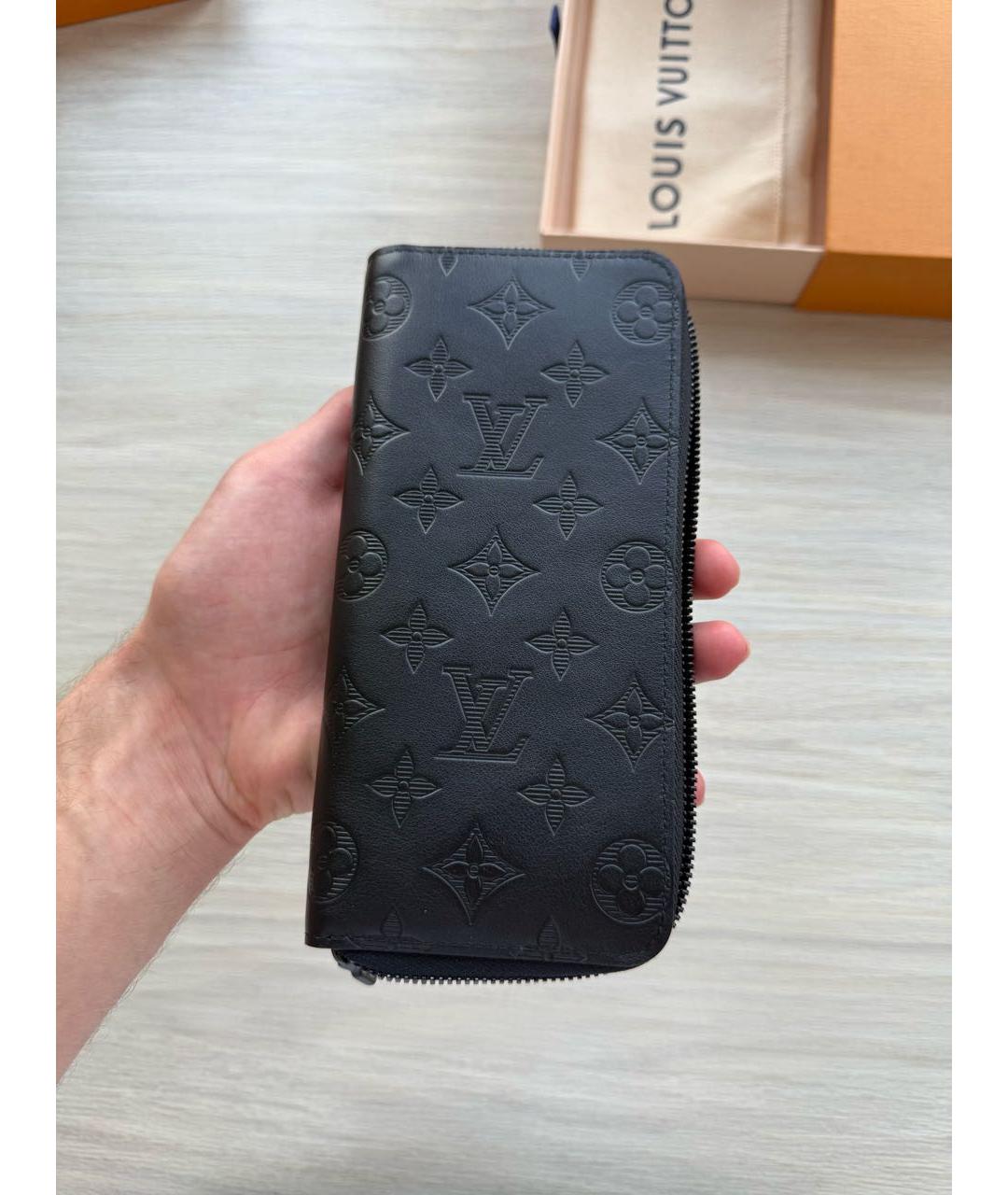 LOUIS VUITTON Черный кожаный кошелек, фото 6