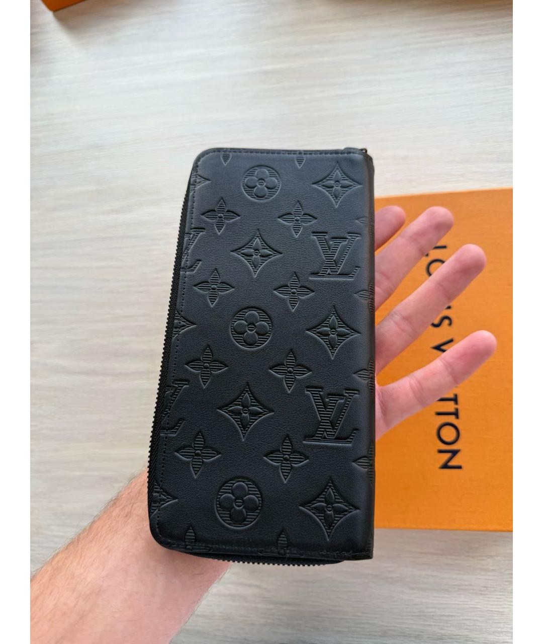 LOUIS VUITTON Черный кожаный кошелек, фото 2